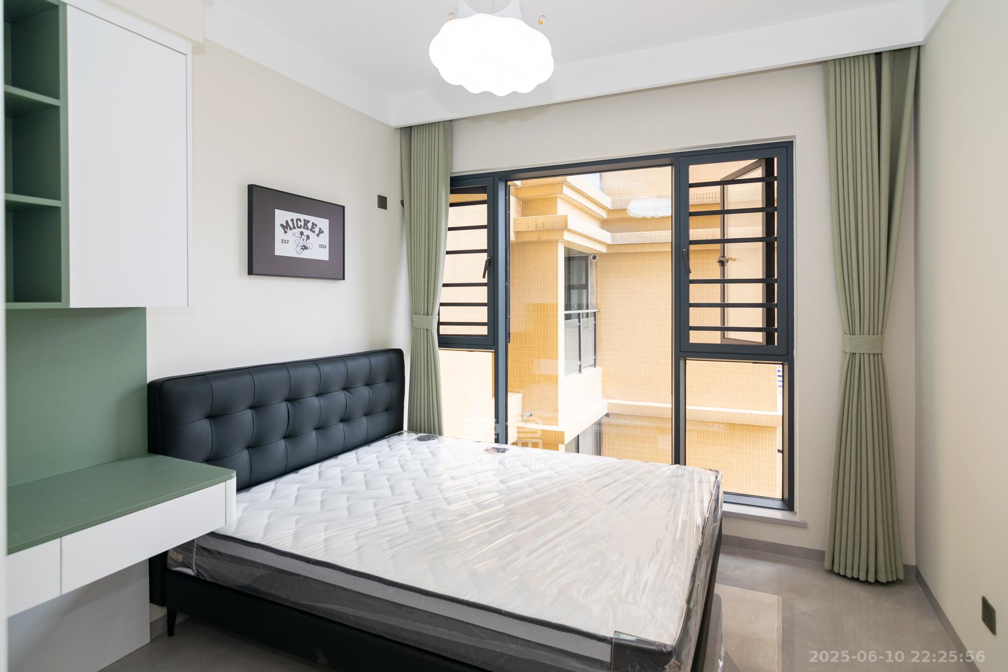 三润城(三润星城) 4室2厅2卫 122.8万 三润城(三润星城) 4室2厅2卫 122.8万卧室