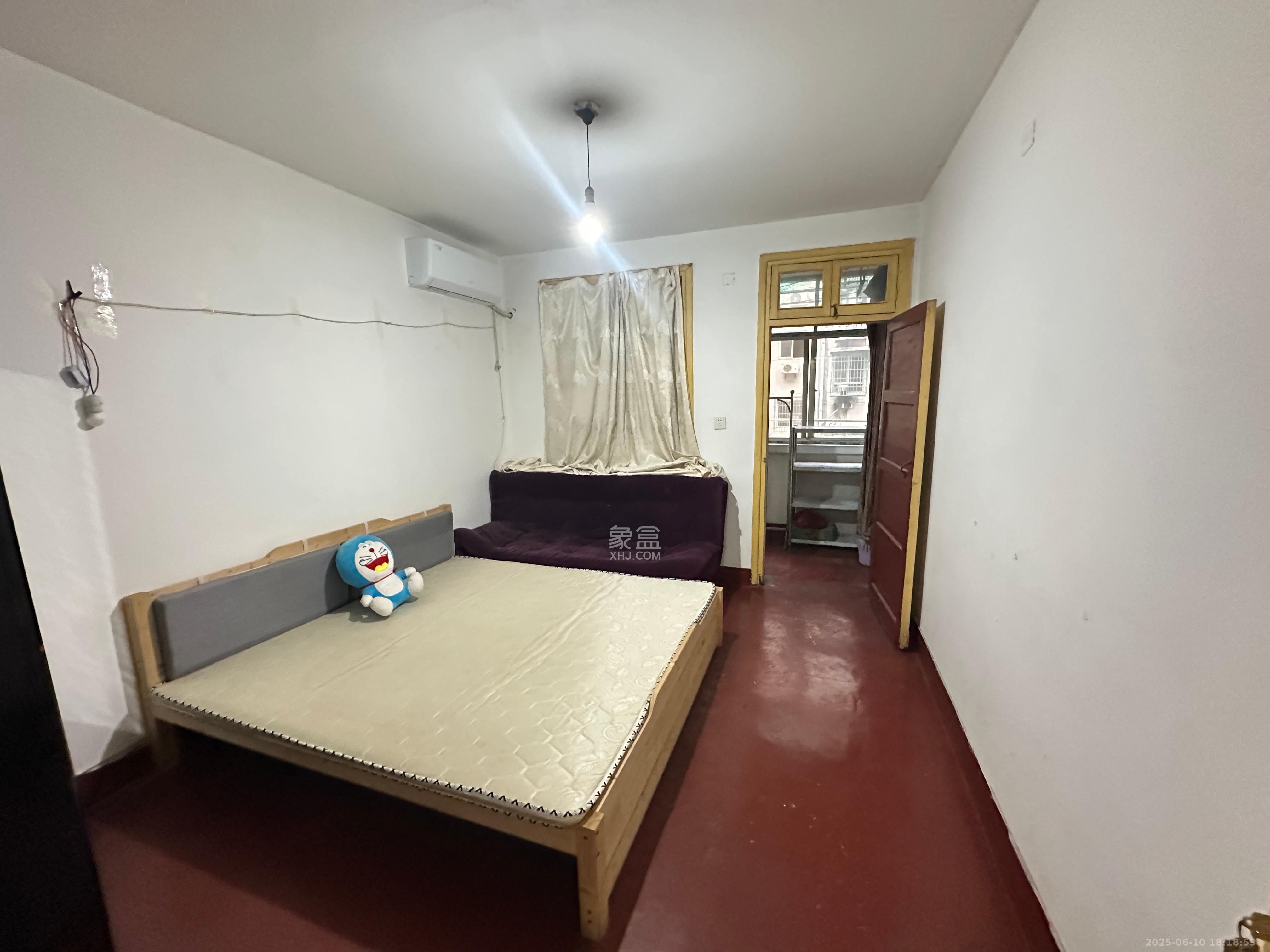 金地社区  2室1厅1卫   1500.00元/月室内图