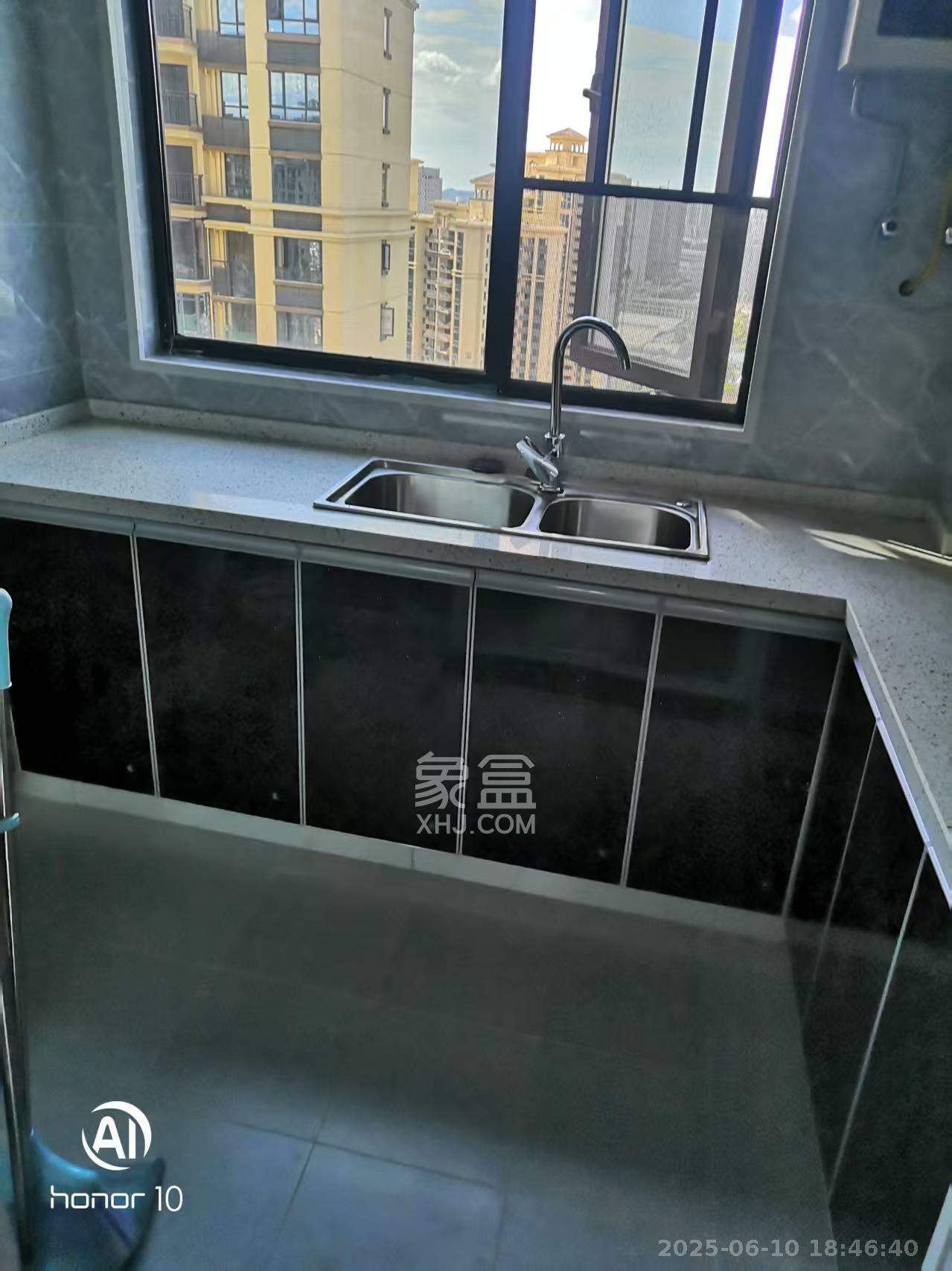 振业城三期  3室2厅1卫   3300.00元/月室内图