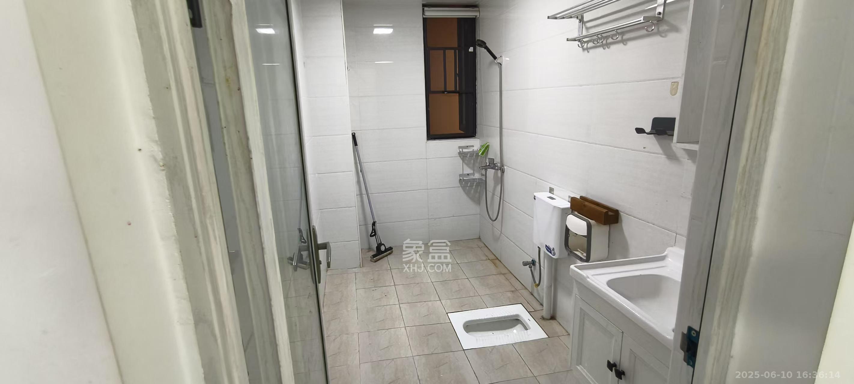 君合天玺 3室2厅1卫 3700.0元/月 君合天玺 3室2厅1卫 3700.0元/月室内图