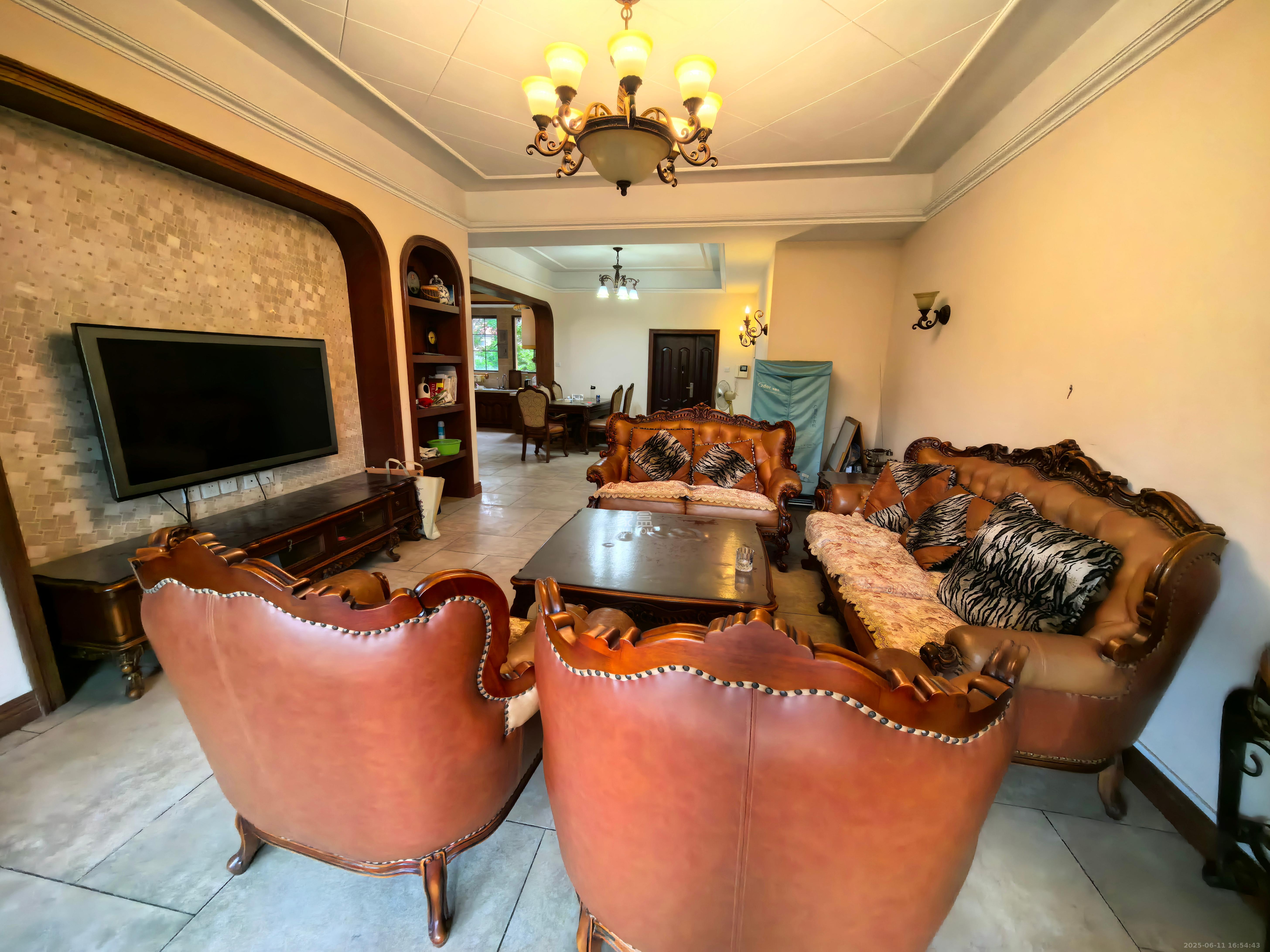 托斯卡纳洋房高层 4室1厅2卫 5500.0元/月 托斯卡纳洋房高层 4室1厅2卫 5500.0元/月室内图