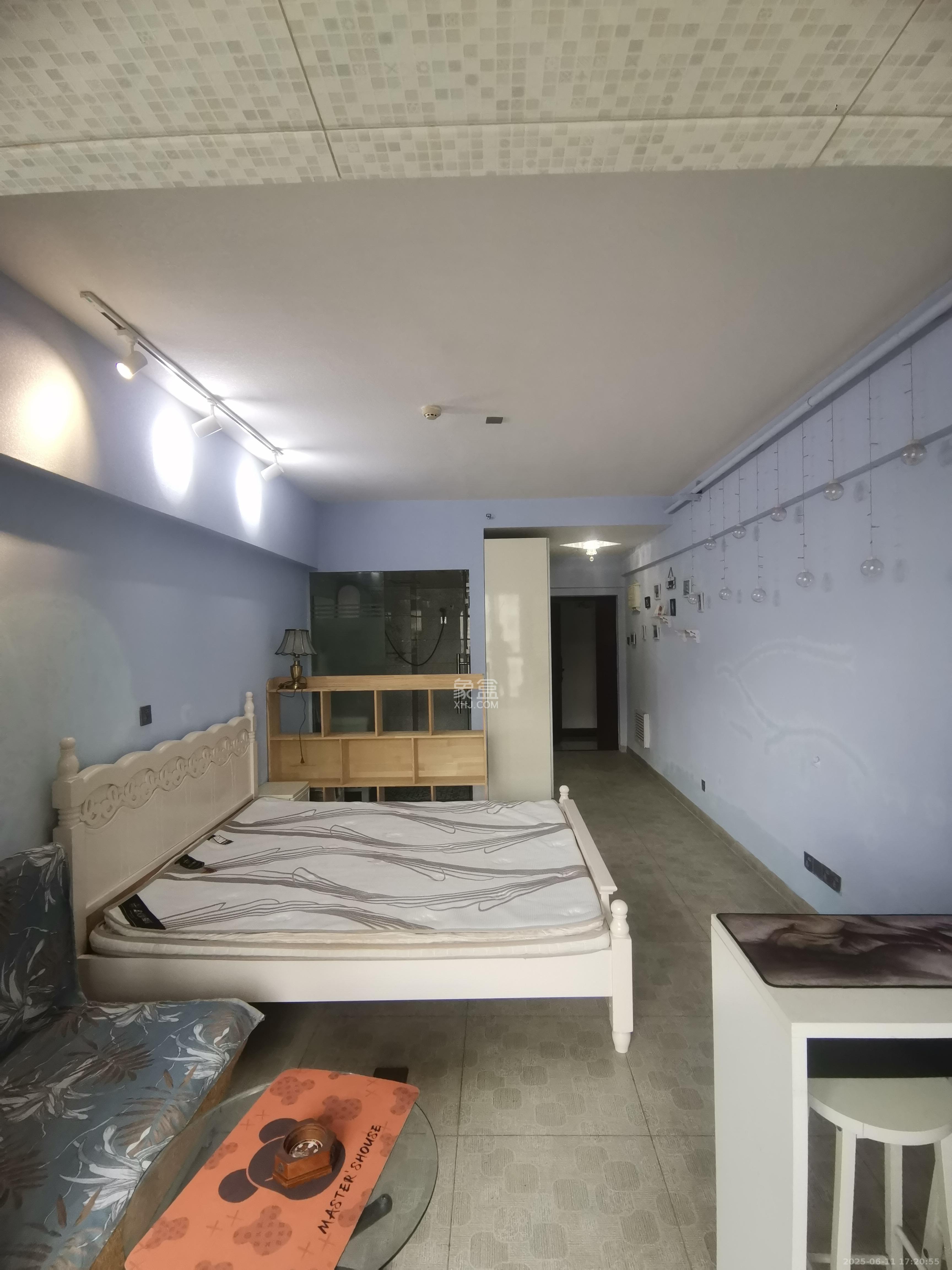 丰园城(鄱阳小区二期) 1室1厅1卫 1300.0元/月 丰园城(鄱阳小区二期) 1室1厅1卫 1300.0元/月室内图