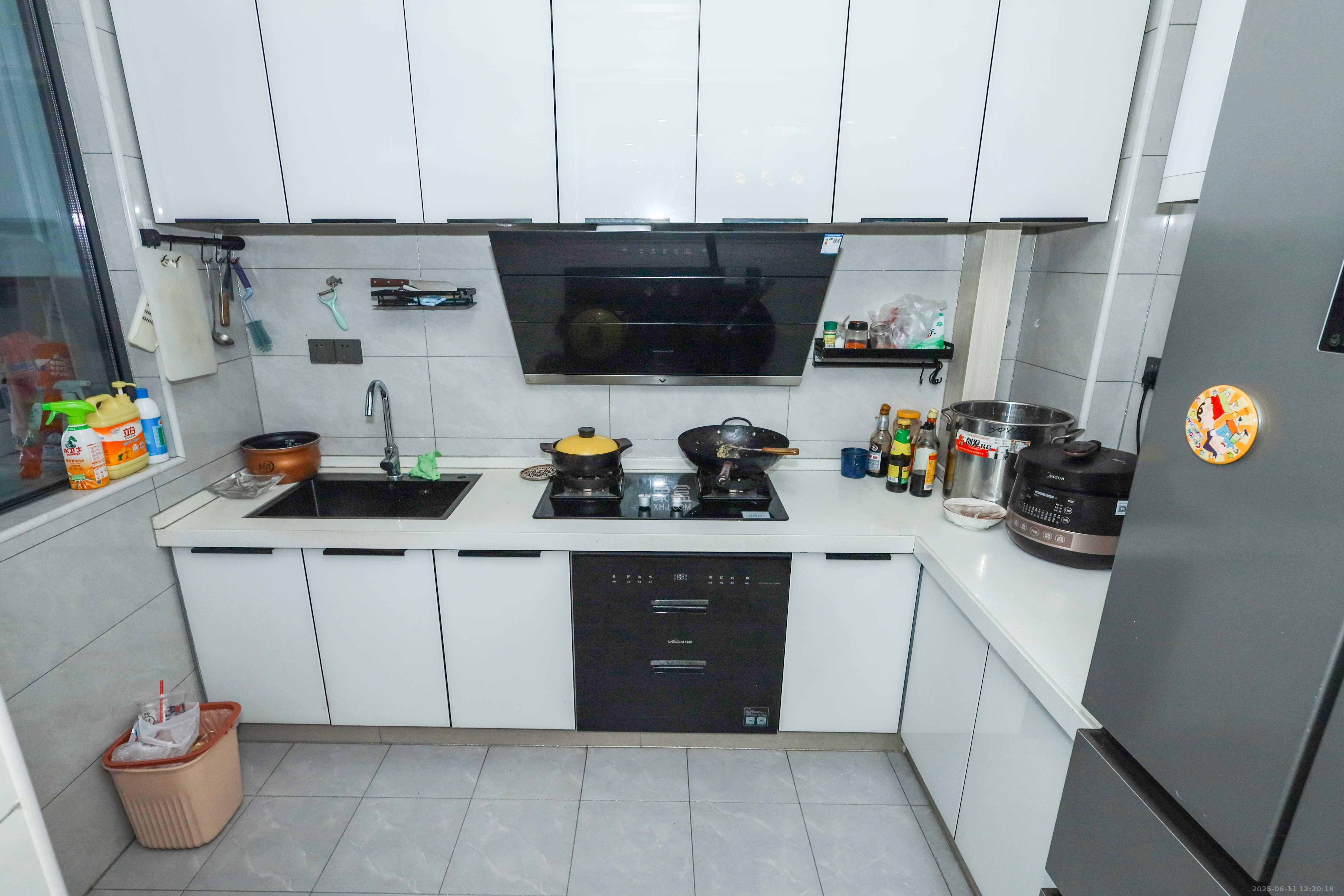 山水梅溪雅郡 3室2厅1卫 95.0万 山水梅溪雅郡 3室2厅1卫 95.0万厨房