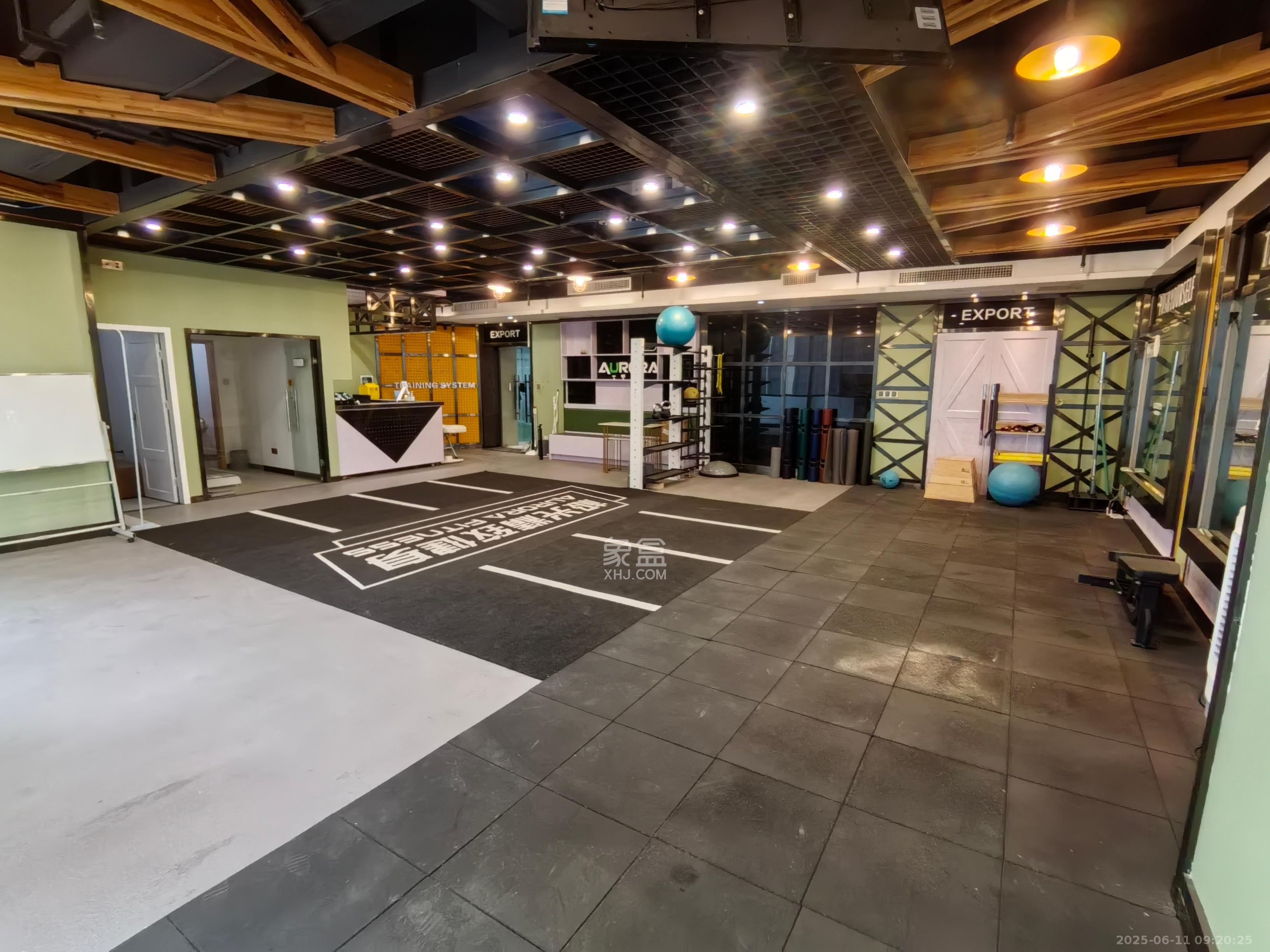 顺天国际金融中心   183.0㎡      6600.0元/月室内图