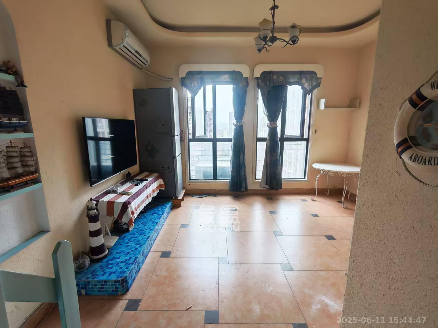 郡原广场 1室1厅1卫 2400.0元/月 郡原广场 1室1厅1卫 2400.0元/月室内图