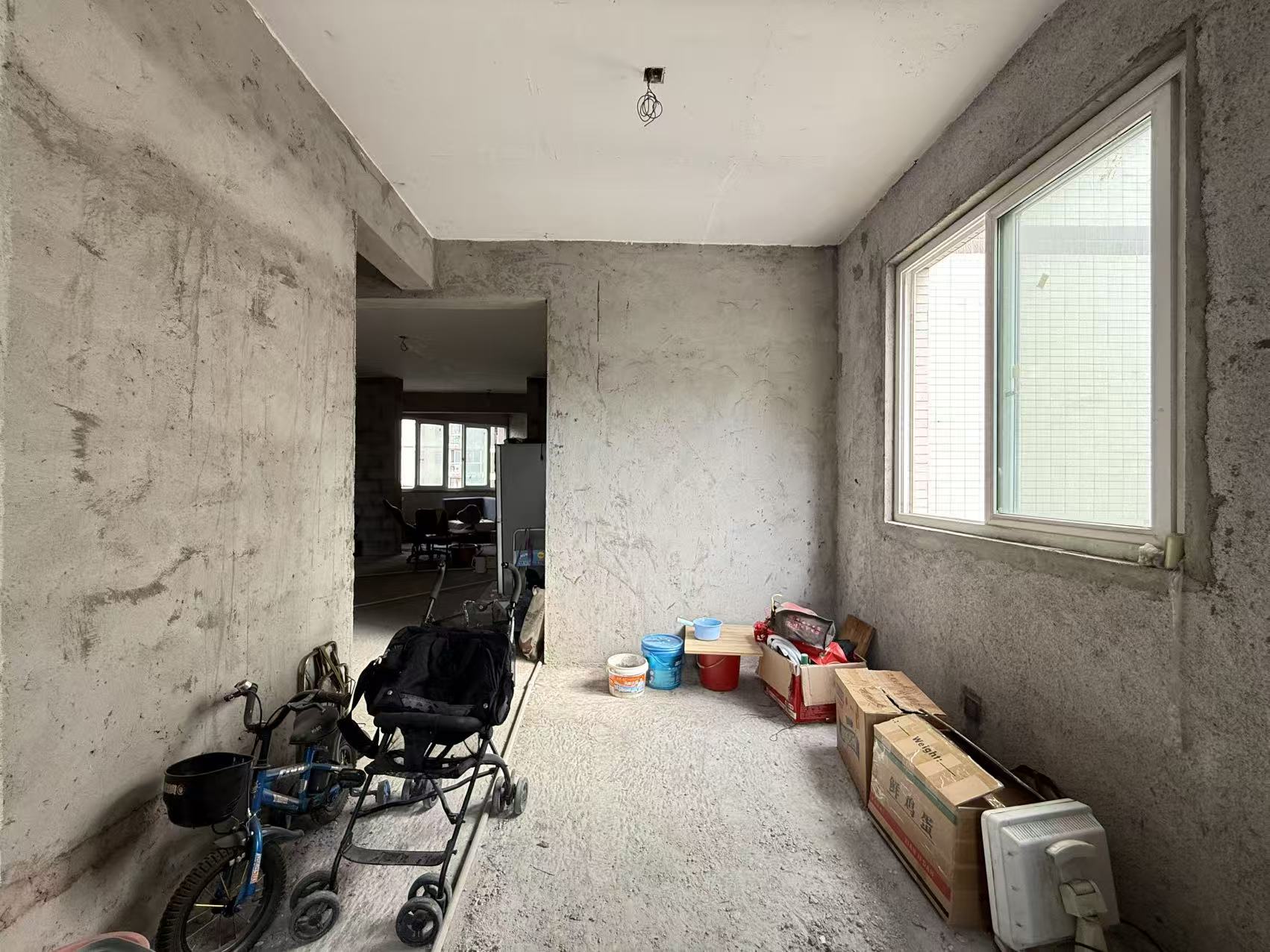 阳光水岸  3室2厅2卫    53.0万 阳光水岸  3室2厅2卫    53.0万客厅