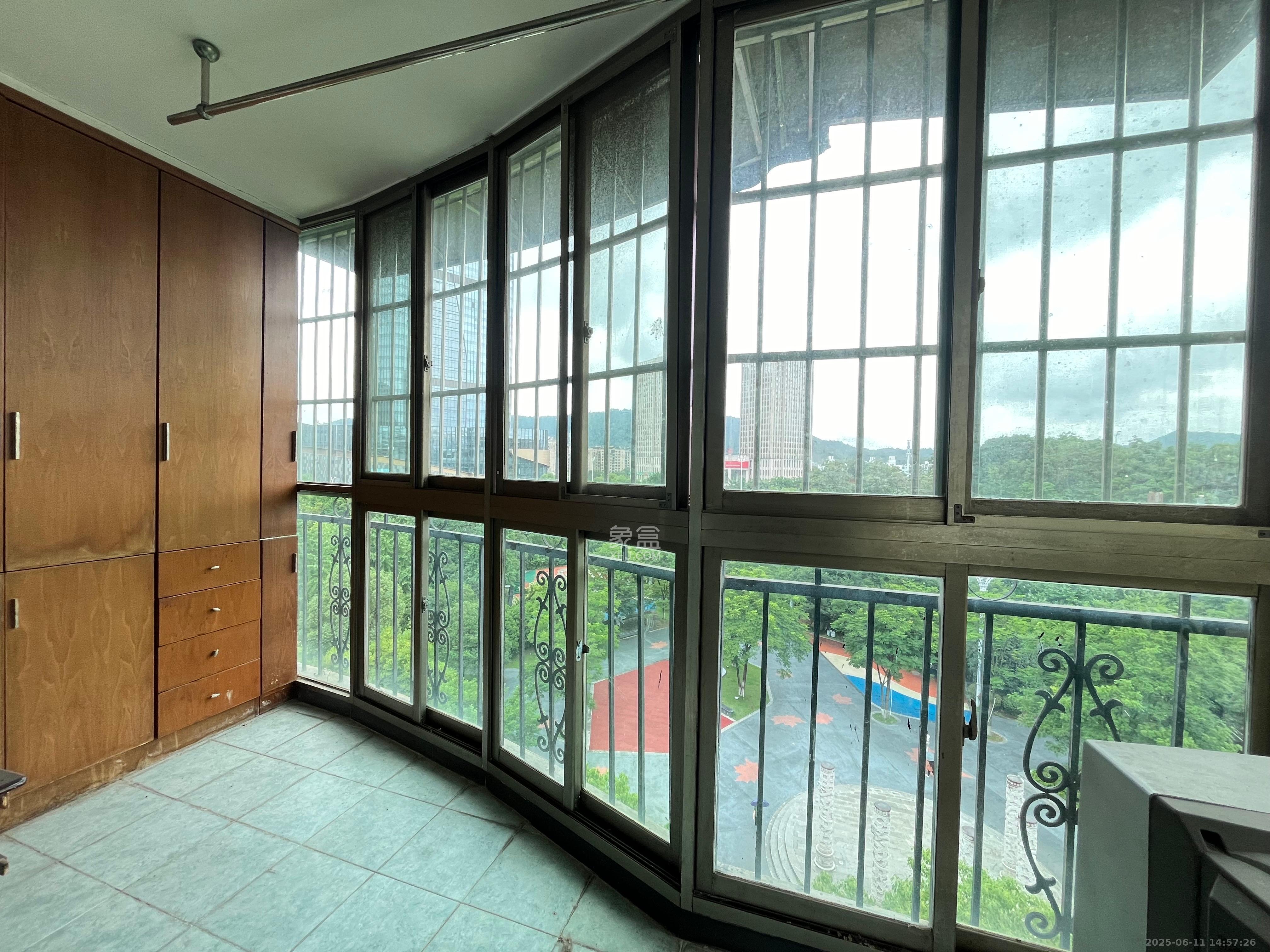 恩瑞麓山名园(龙王港小区) 1室1厅1卫 1000.0元/月 恩瑞麓山名园(龙王港小区) 1室1厅1卫 1000.0元/月室内图