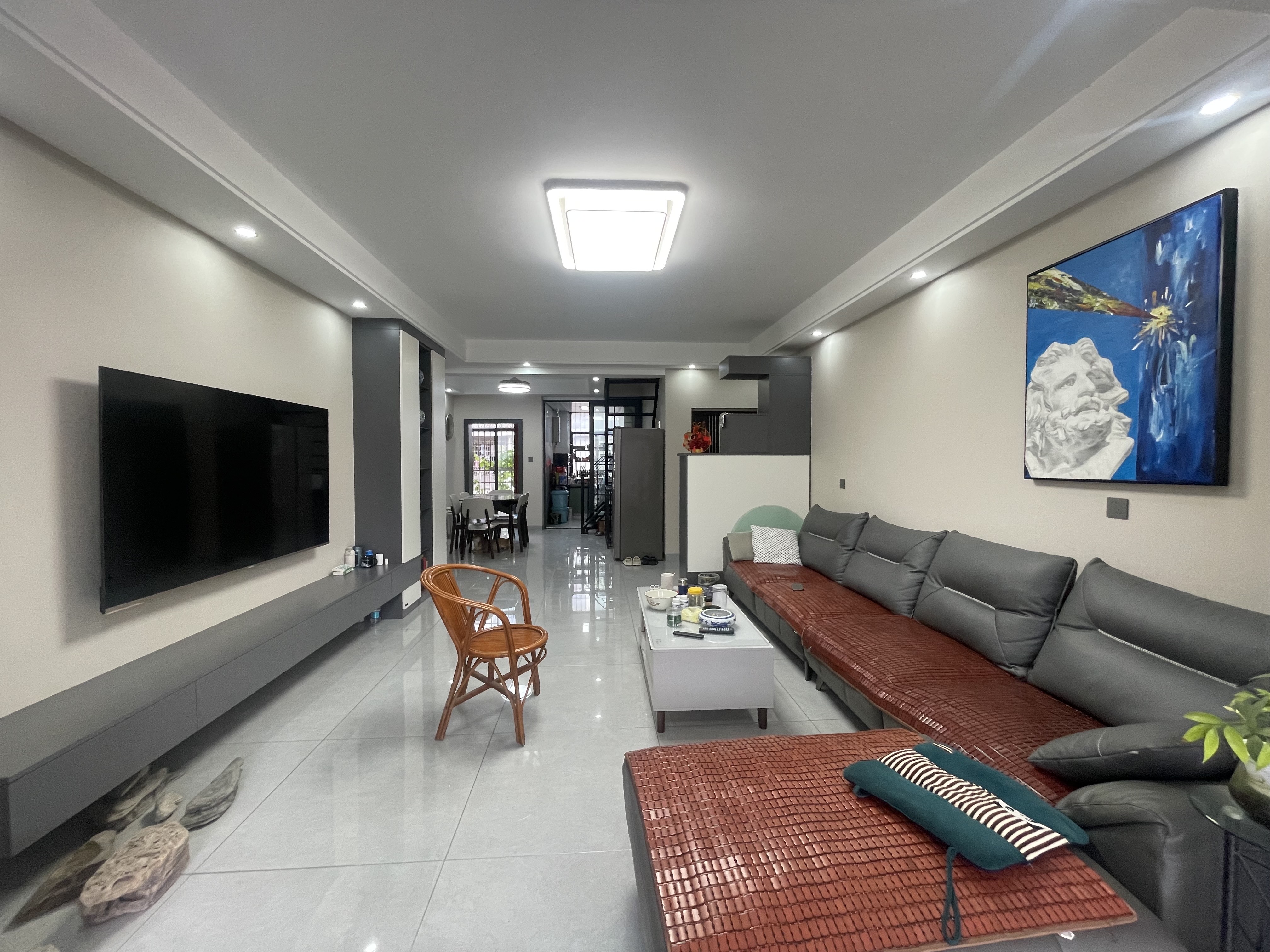 中天和园 3室2厅2卫 59.8万 中天和园 3室2厅2卫 59.8万客厅