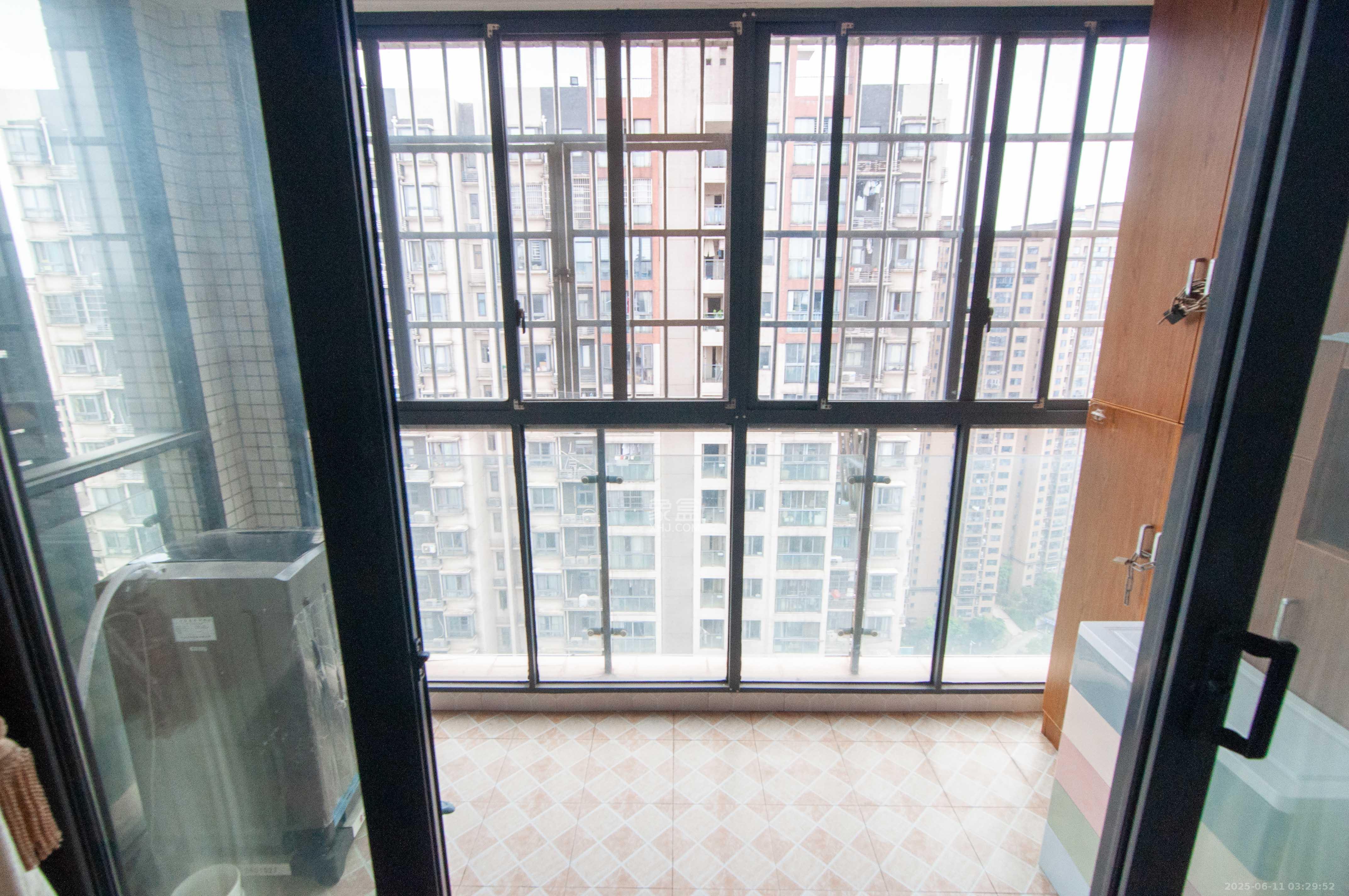 高鑫麓城  2室2厅1卫    75.0万 高鑫麓城  2室2厅1卫    75.0万其他