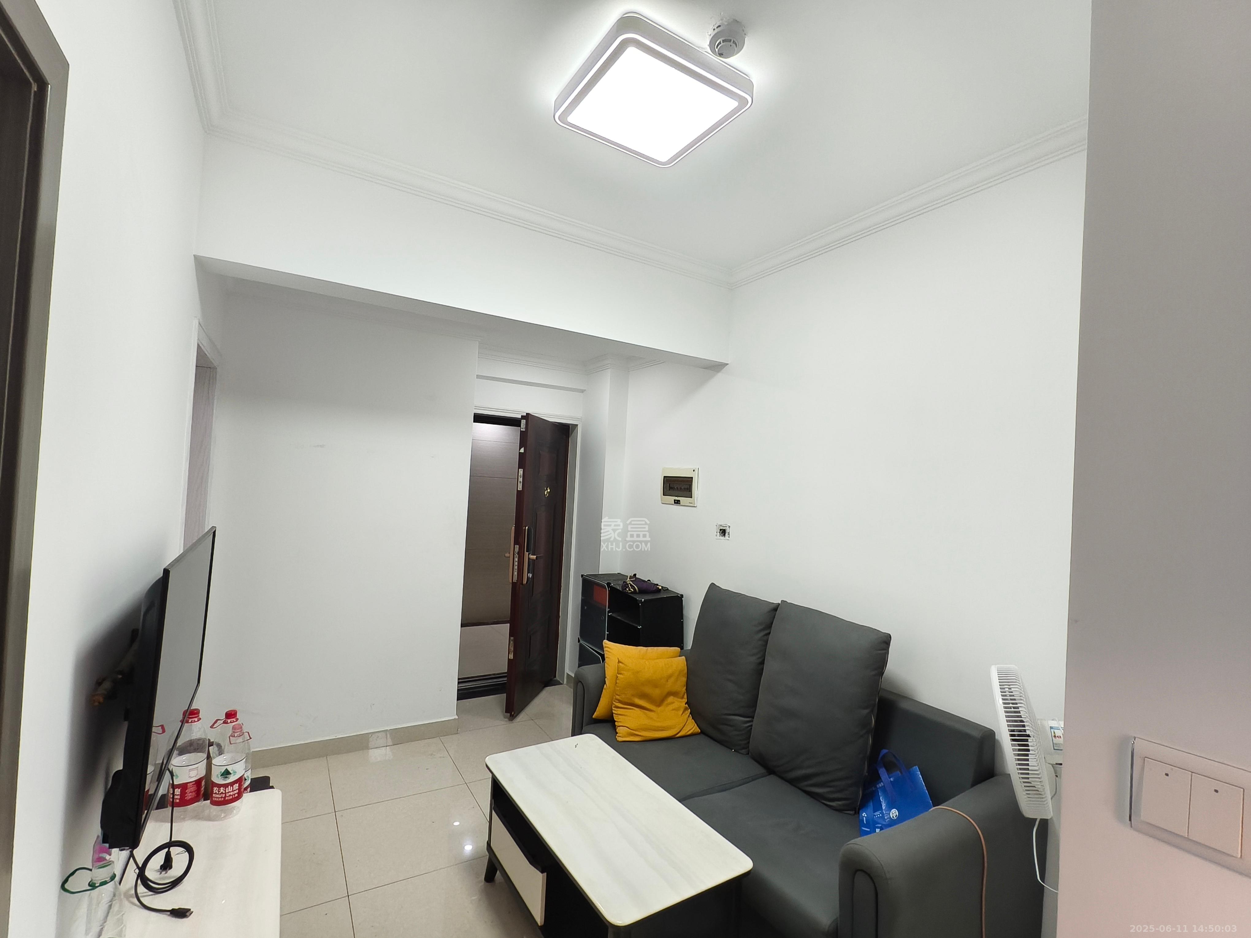 君康家园(梅溪湖七喜街)  2室2厅1卫    2300.0元/月 君康家园(梅溪湖七喜街)  2室2厅1卫    2300.0元/月室内图