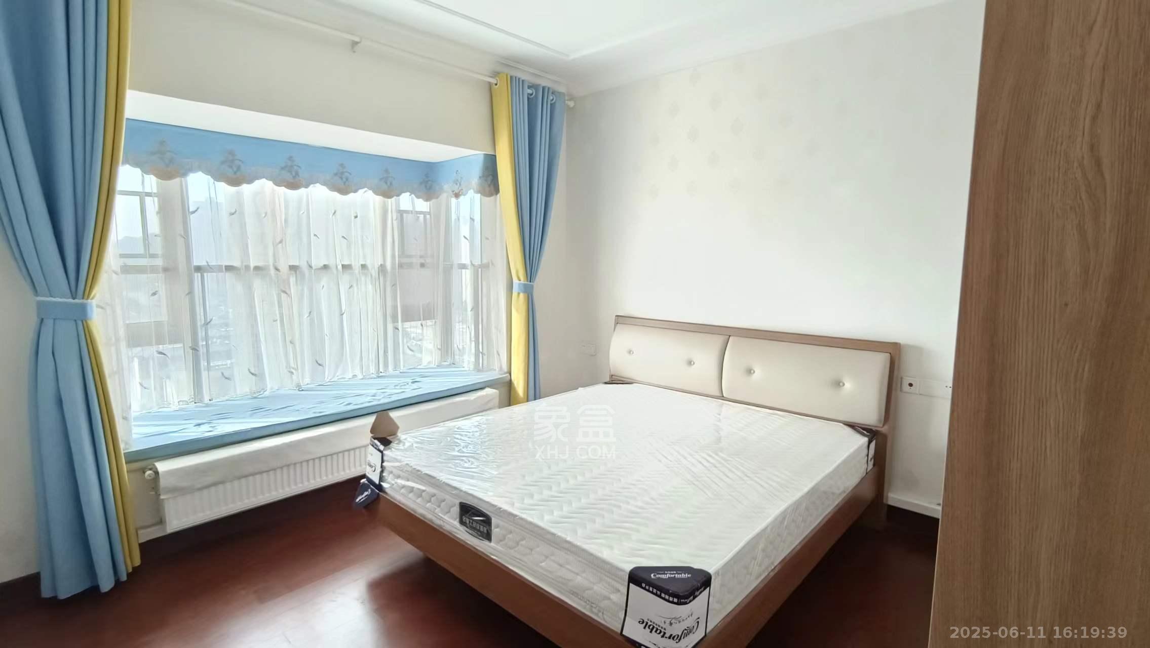 恒大御景天下城一期  3室2厅2卫    2500.0元/月室内图