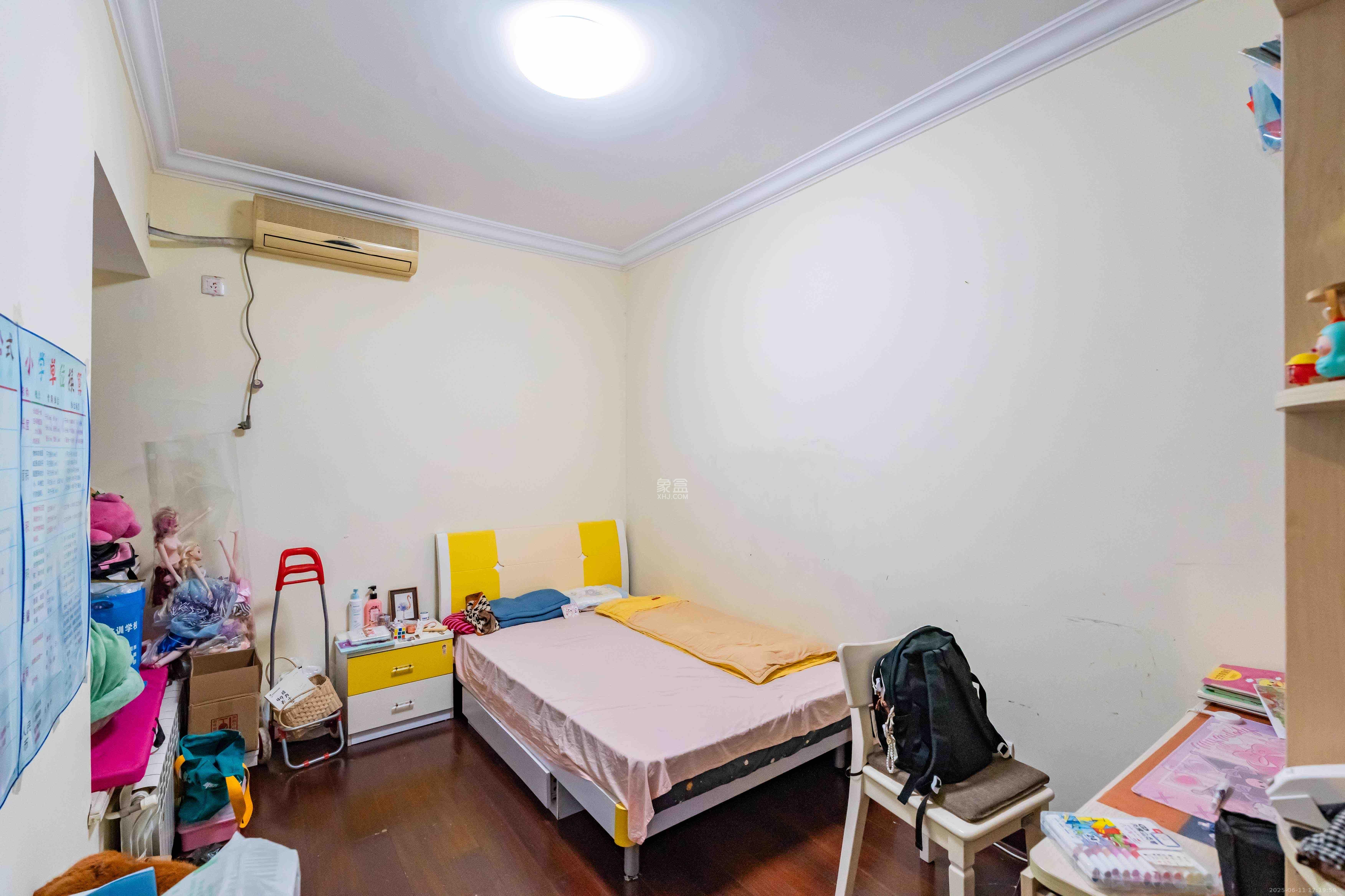 恒大雅苑 3室2厅2卫 2500.0元/月 恒大雅苑 3室2厅2卫 2500.0元/月室内图