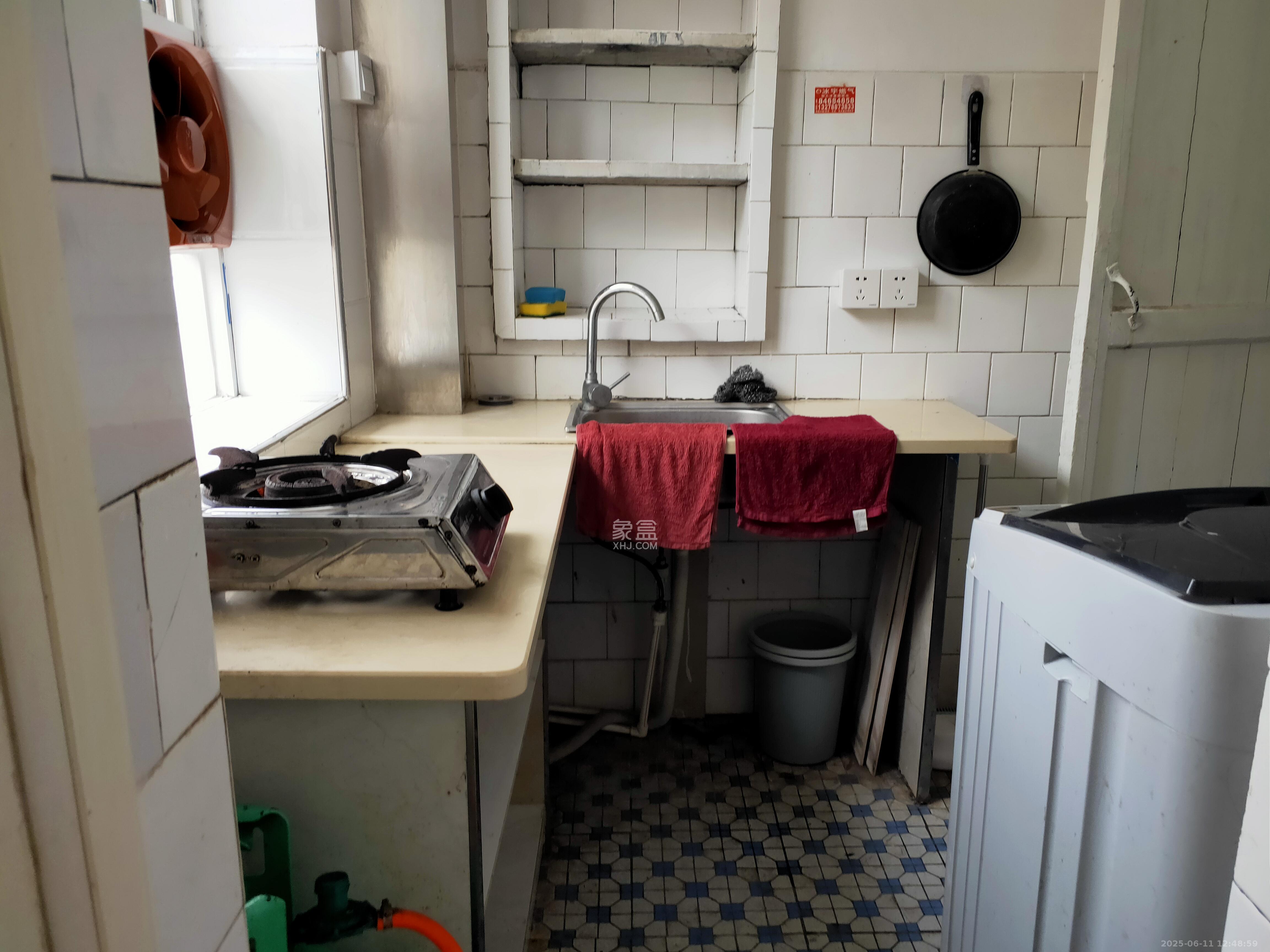 朝阳一、二村 1室1厅1卫 1300.0元/月 朝阳一、二村 1室1厅1卫 1300.0元/月室内图