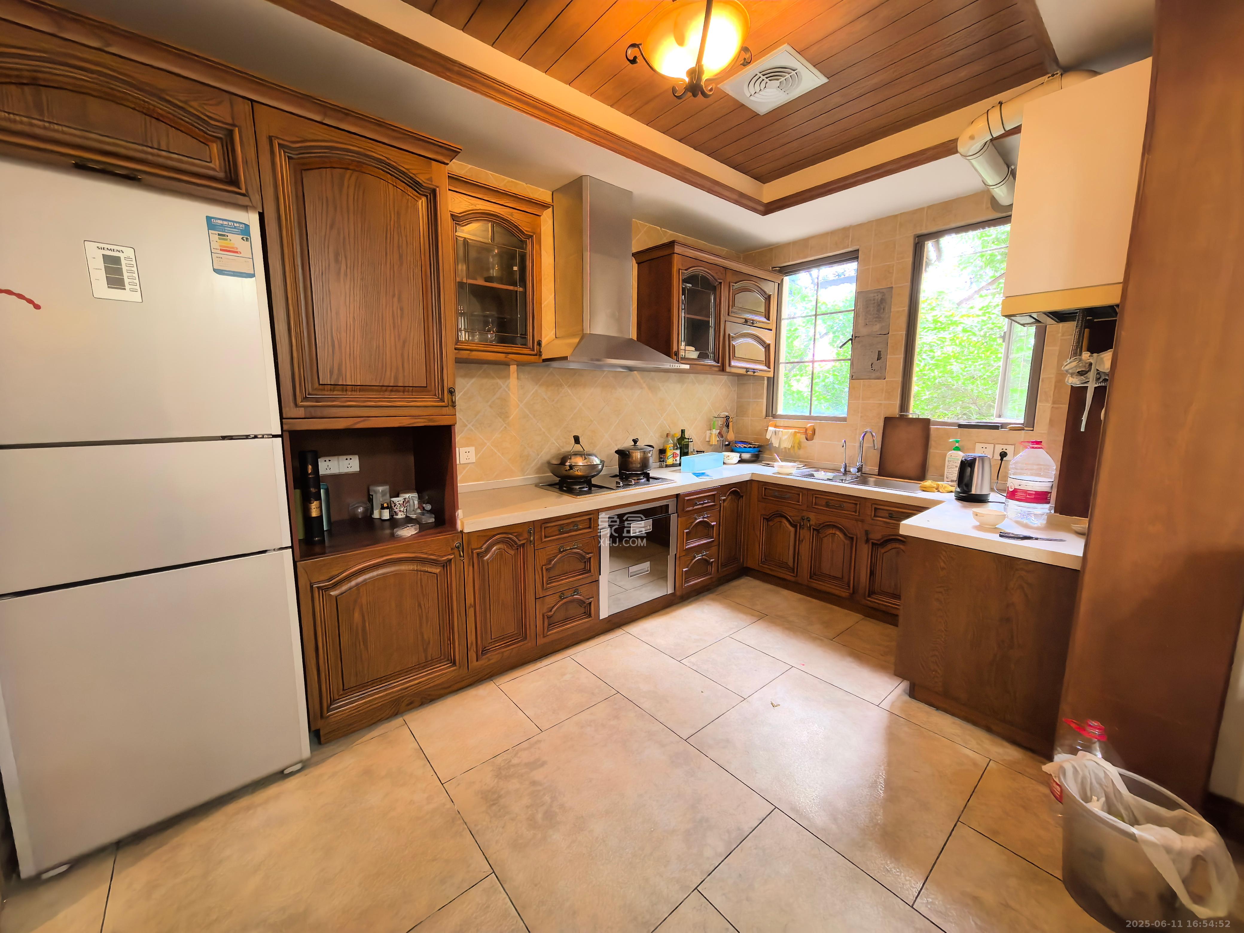 托斯卡纳洋房高层 4室1厅2卫 5500.0元/月 托斯卡纳洋房高层 4室1厅2卫 5500.0元/月室内图