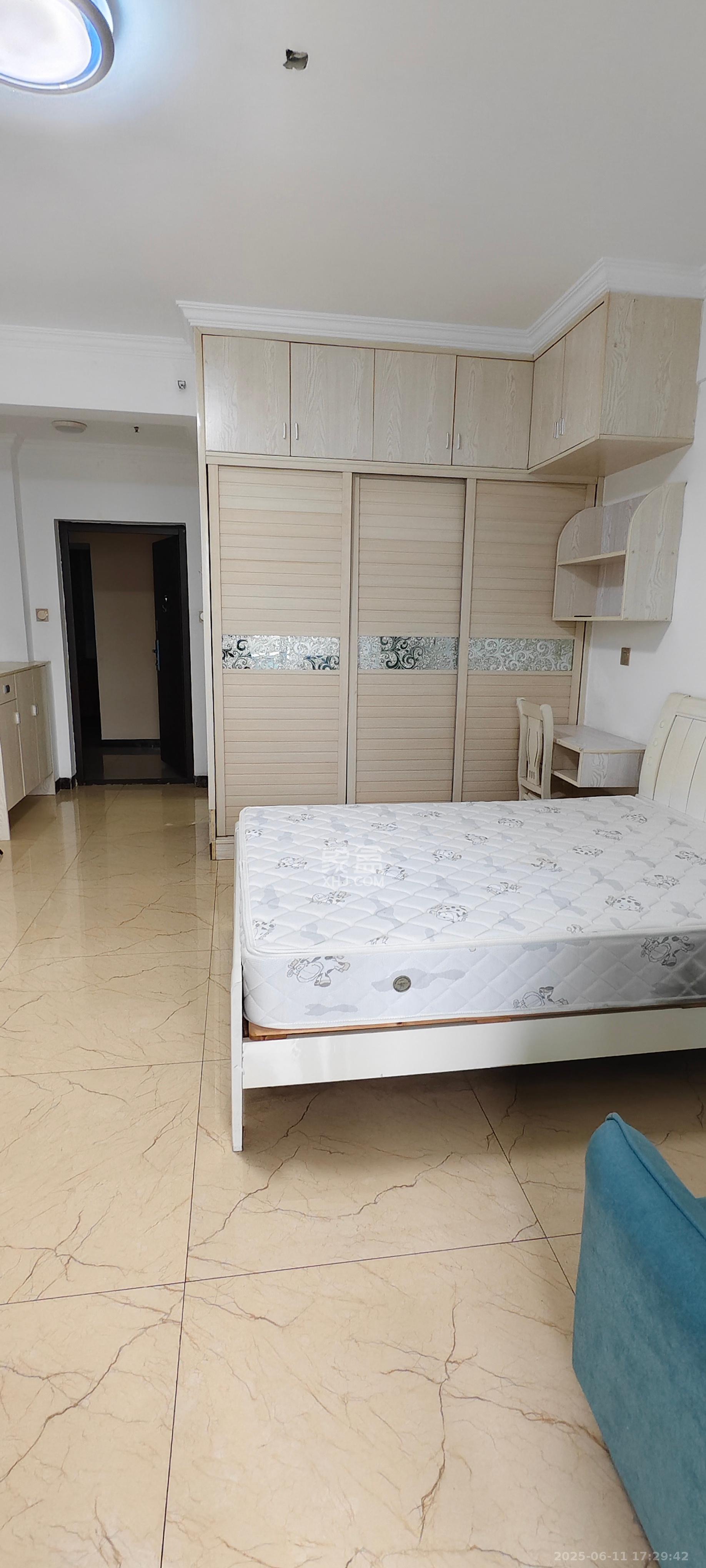 未来漫城 1室1厅1卫 1300.0元/月 未来漫城 1室1厅1卫 1300.0元/月室内图