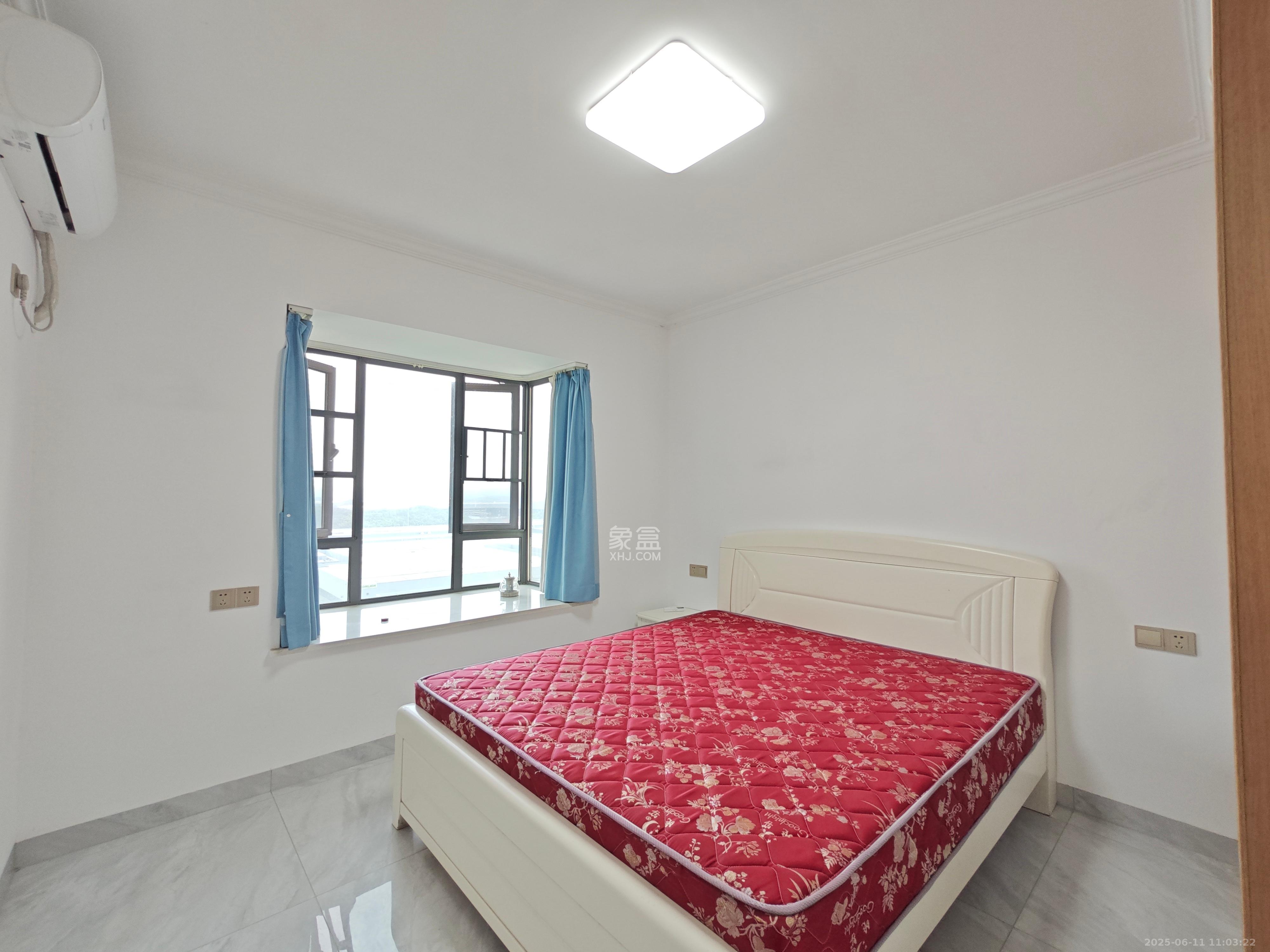 真人桥家园一期  3室2厅2卫    2000.0元/月室内图