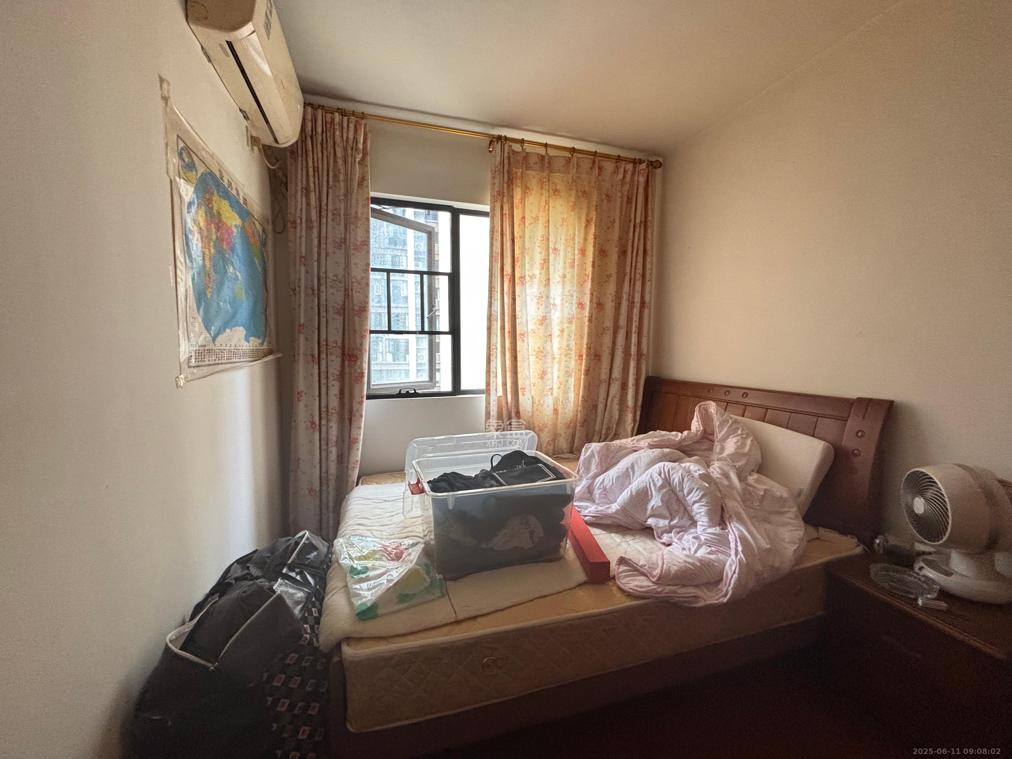 保利城(中航城国际社区、郡原美村) 4室2厅2卫 2800.0元/月 保利城(中航城国际社区、郡原美村) 4室2厅2卫 2800.0元/月室内图