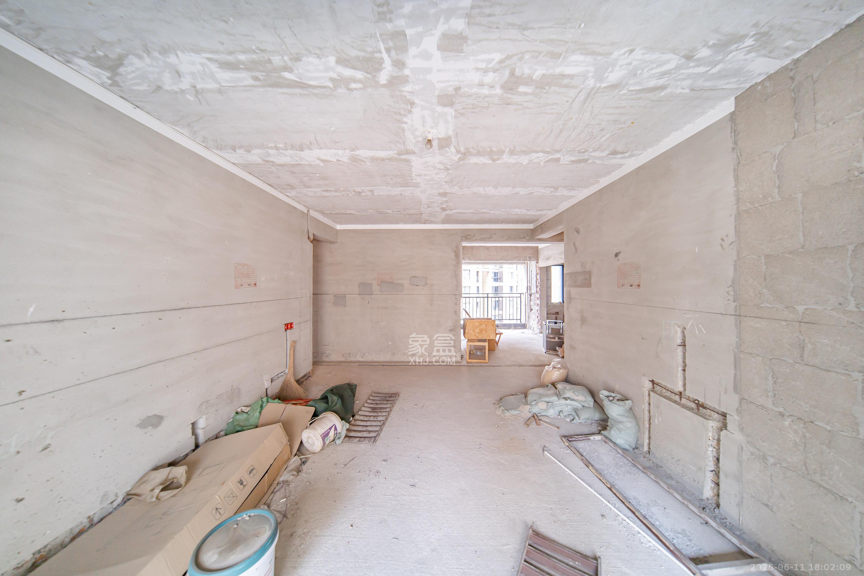 湘熙水郡(观澜海赋家园) 1室0厅0卫 155.0万 湘熙水郡(观澜海赋家园) 1室0厅0卫 155.0万客厅