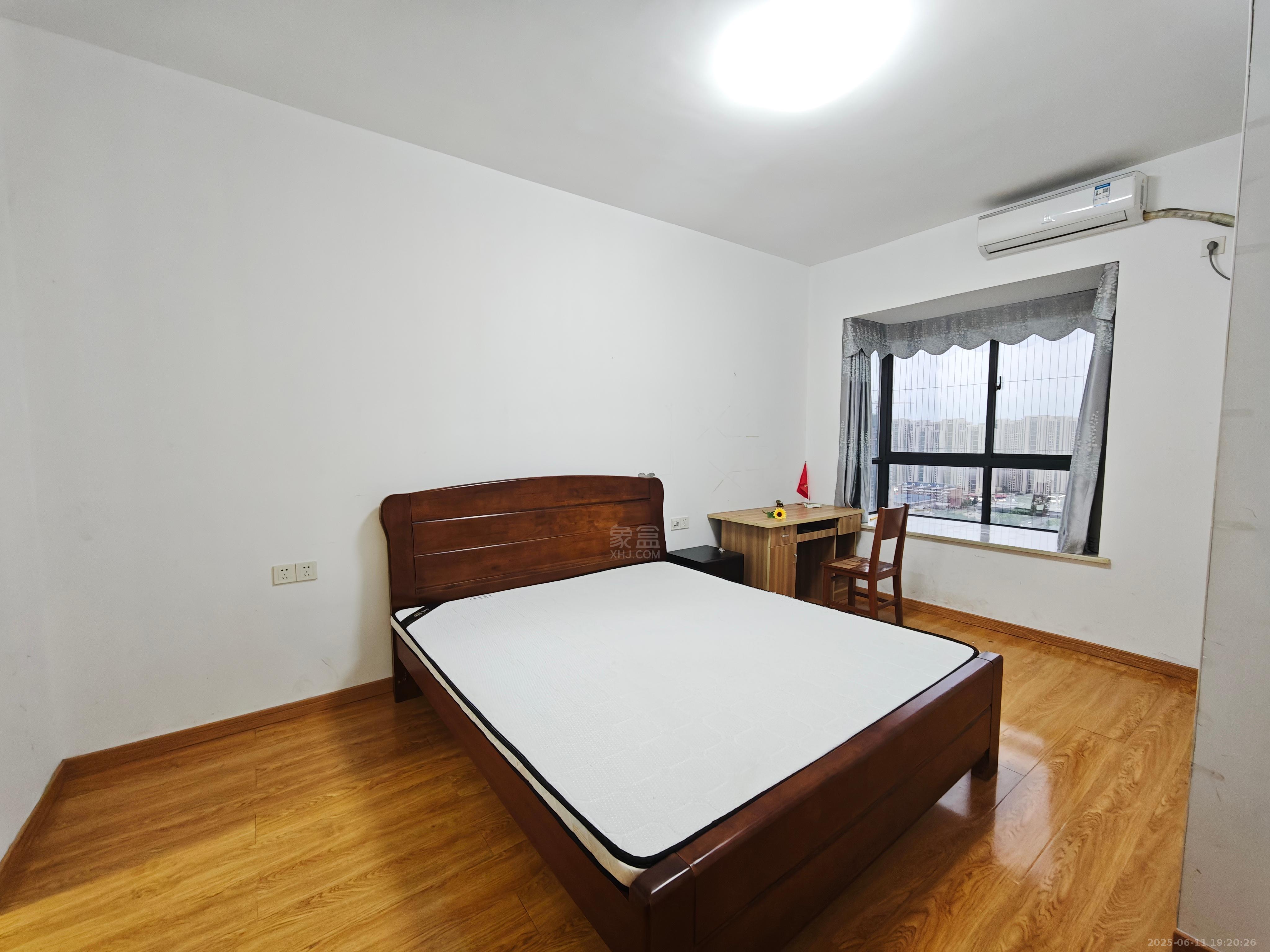 武广国际学苑 3室2厅2卫 1800.0元/月 武广国际学苑 3室2厅2卫 1800.0元/月室内图