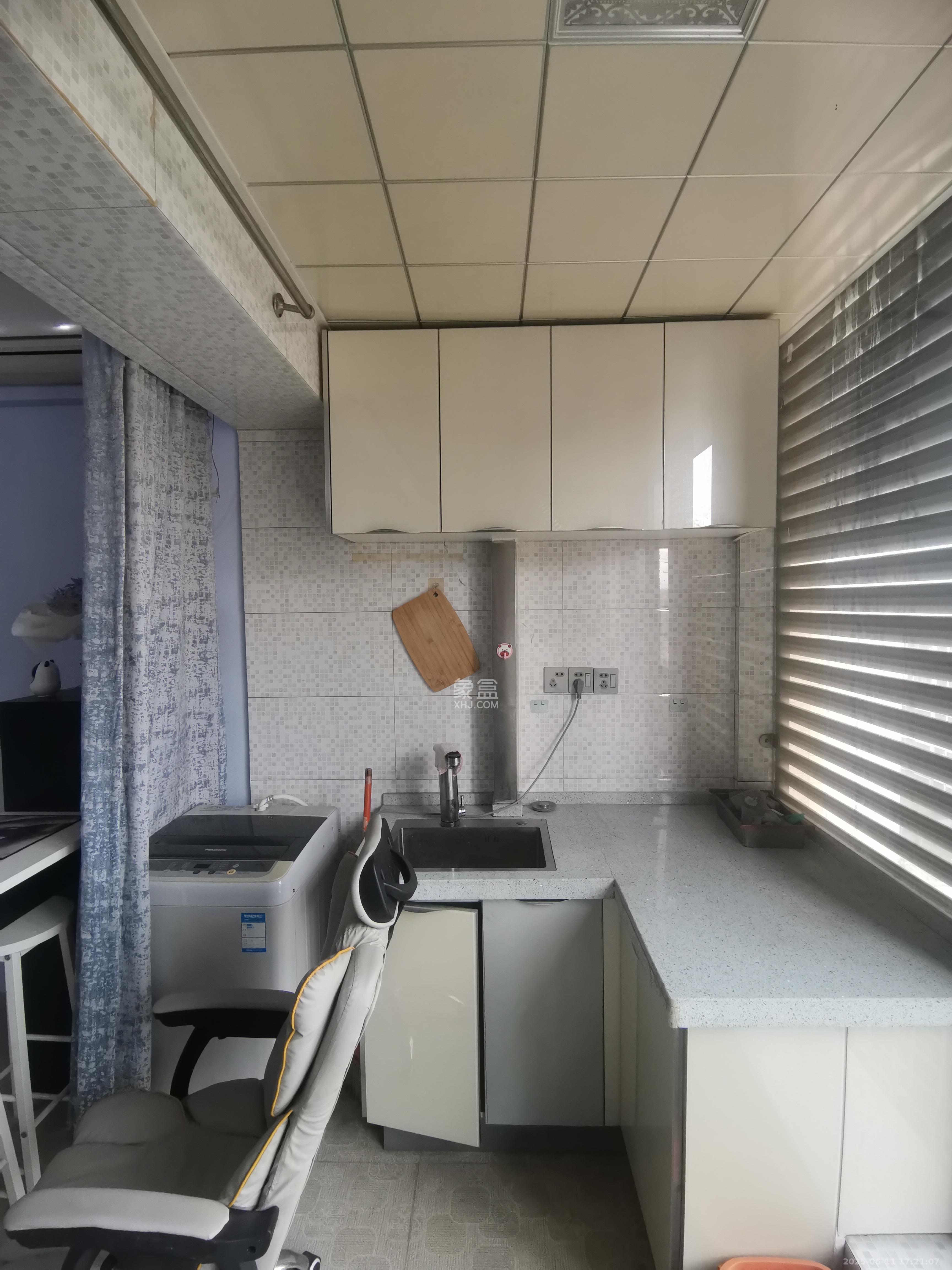 丰园城(鄱阳小区二期) 1室1厅1卫 1300.0元/月 丰园城(鄱阳小区二期) 1室1厅1卫 1300.0元/月室内图