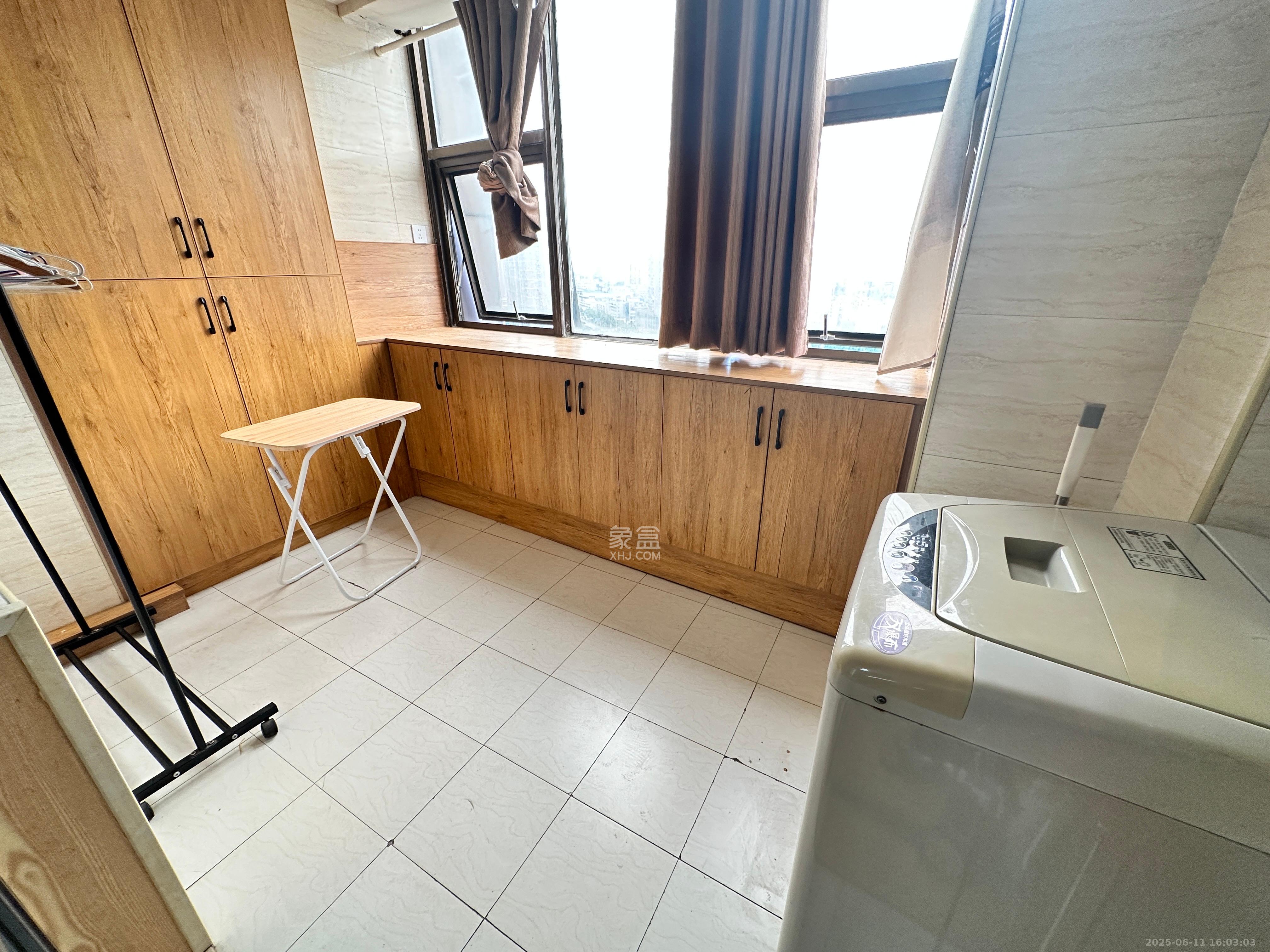 建鑫二期  1室1厅1卫    26.8万 建鑫二期  1室1厅1卫    26.8万客厅