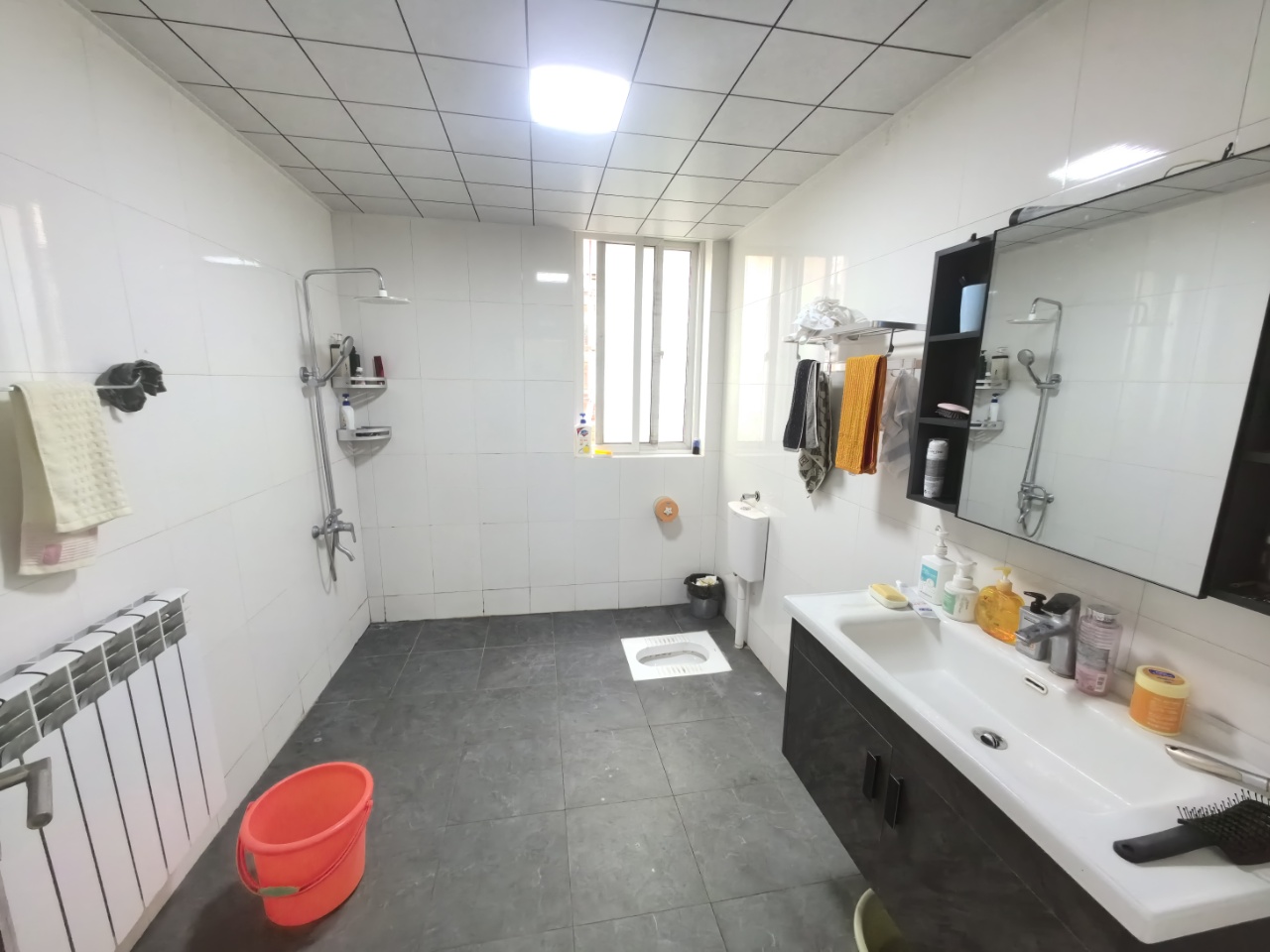 燎原新村 6室3厅4卫 202.0万 燎原新村 6室3厅4卫 202.0万室内图