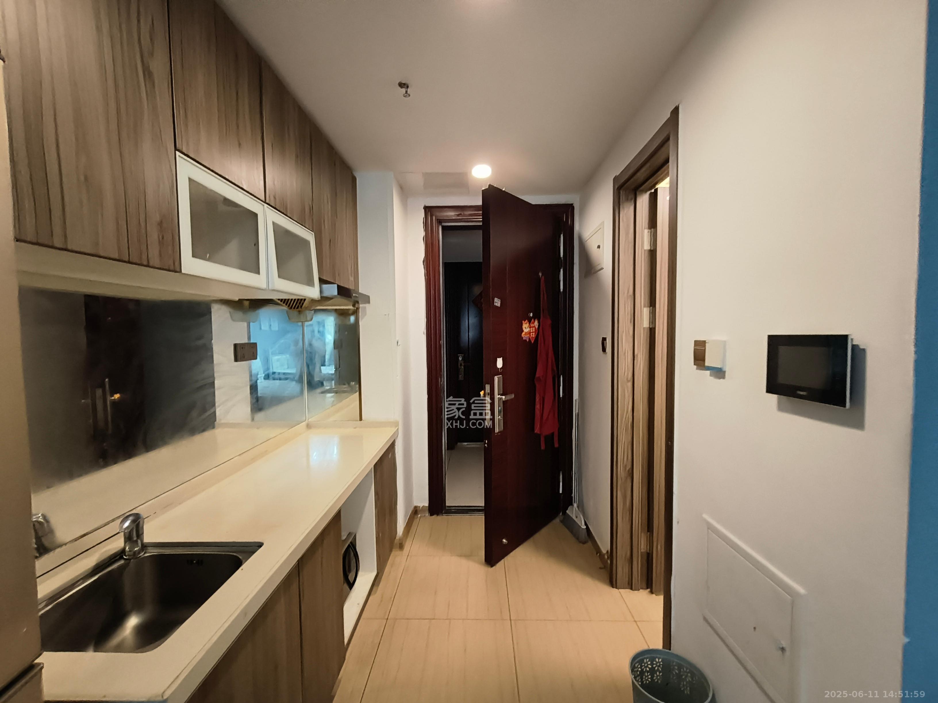 碧桂园星城首府 2室1厅1卫 1400.0元/月 碧桂园星城首府 2室1厅1卫 1400.0元/月室内图