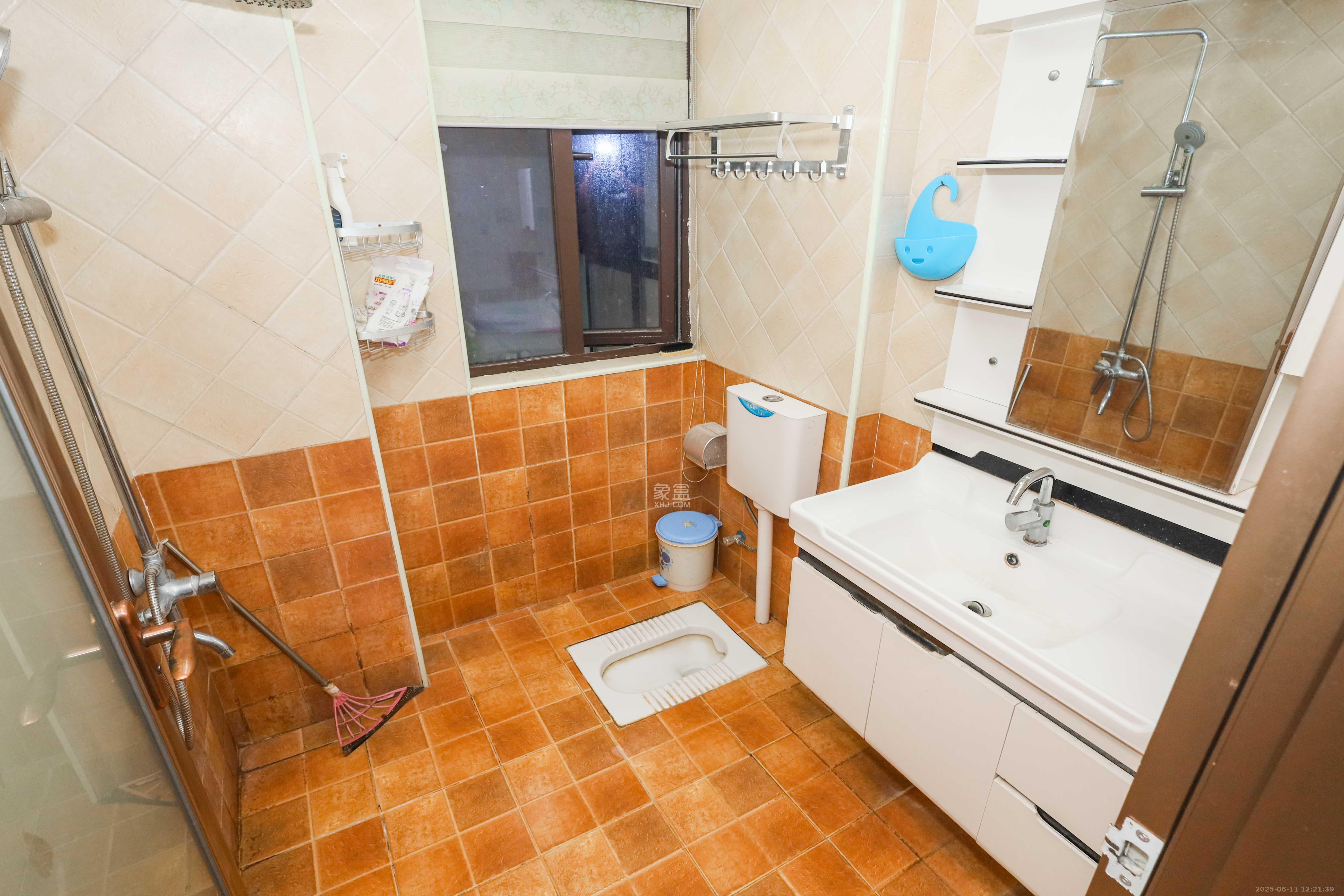 梅溪鑫苑名家  3室2厅1卫    99.8万 梅溪鑫苑名家  3室2厅1卫    99.8万卫生间