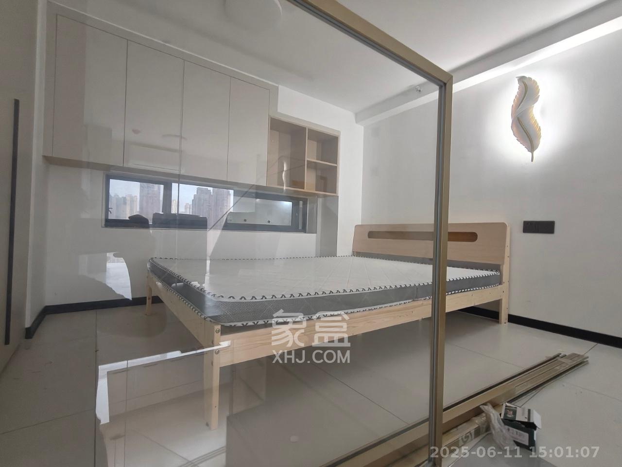 卓越伊景寓  2室1厅1卫   2300.00元/月室内图