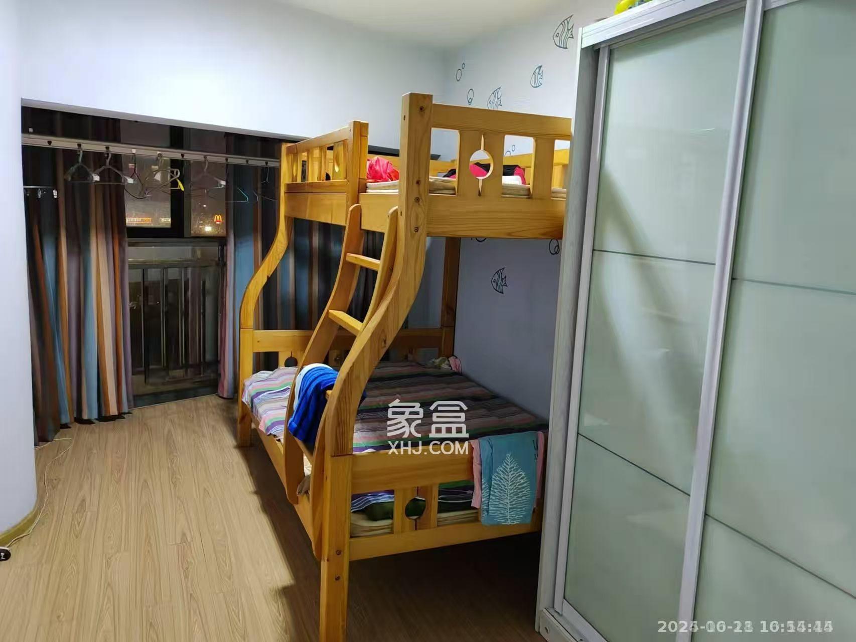 中瀚财富广场  3室2厅1卫   1280.00元/月室内图