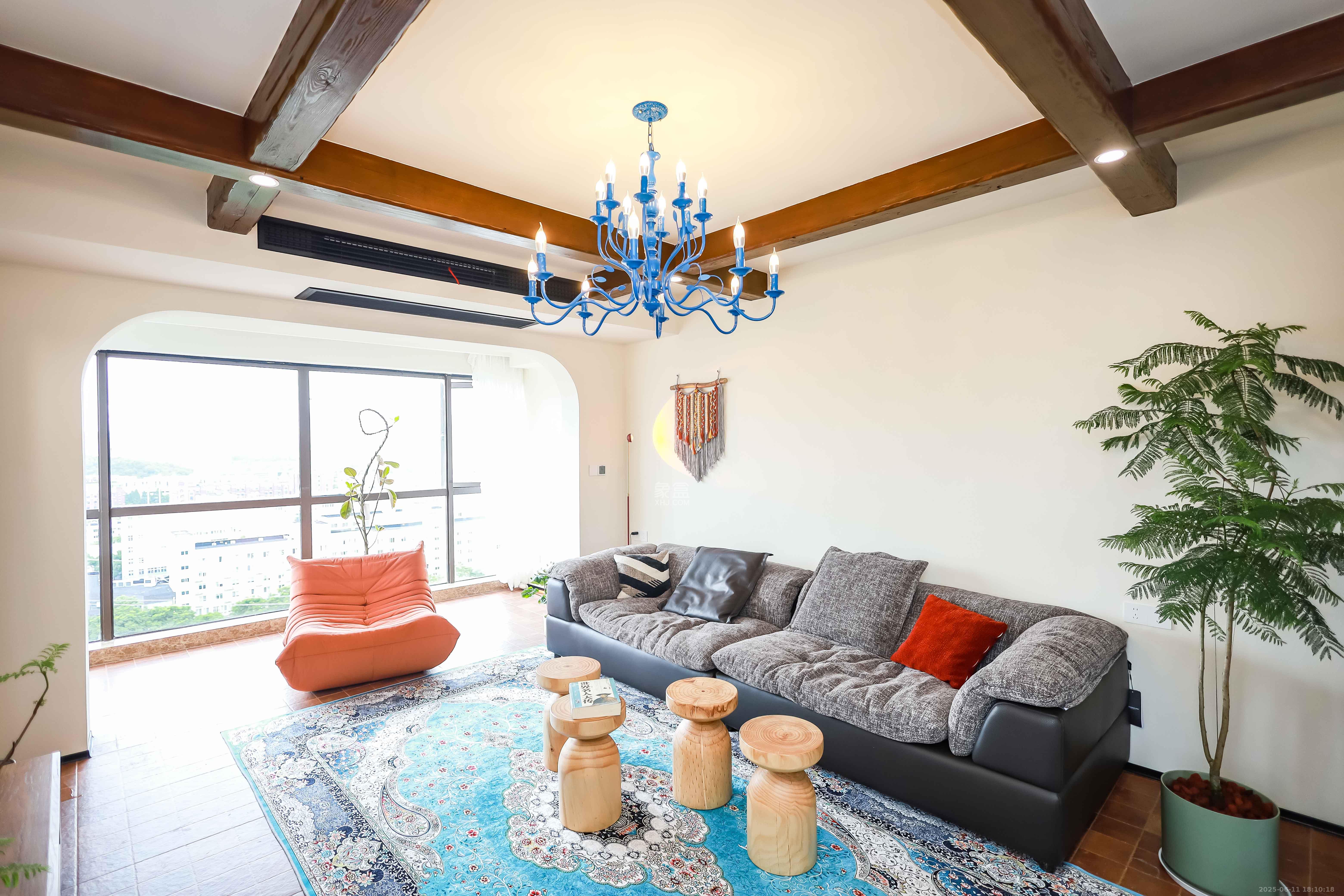 金辉优步花园 3室2厅2卫 128.0万 金辉优步花园 3室2厅2卫 128.0万客厅