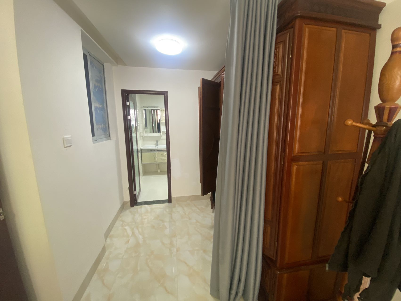 学苑公寓 3室2厅2卫 2700.0元/月 学苑公寓 3室2厅2卫 2700.0元/月室内图