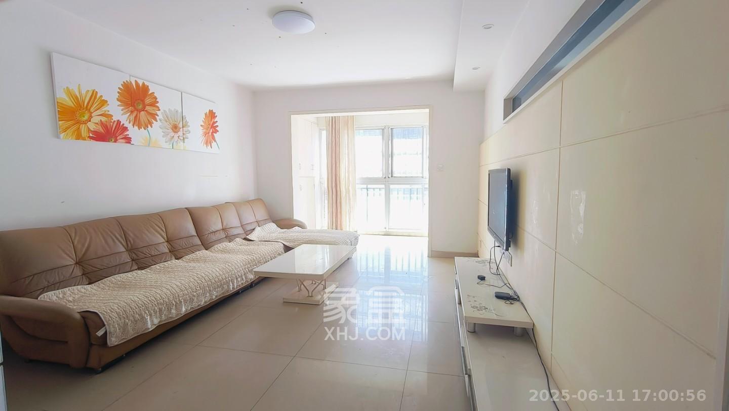 星城雅郡  3室2厅2卫    1800.0元/月 星城雅郡  3室2厅2卫    1800.0元/月室内图