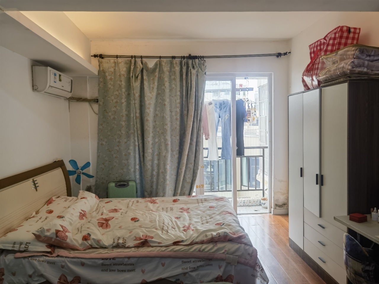 海晟瑞景  1室1厅1卫    60.0万 海晟瑞景  1室1厅1卫    60.0万室内图