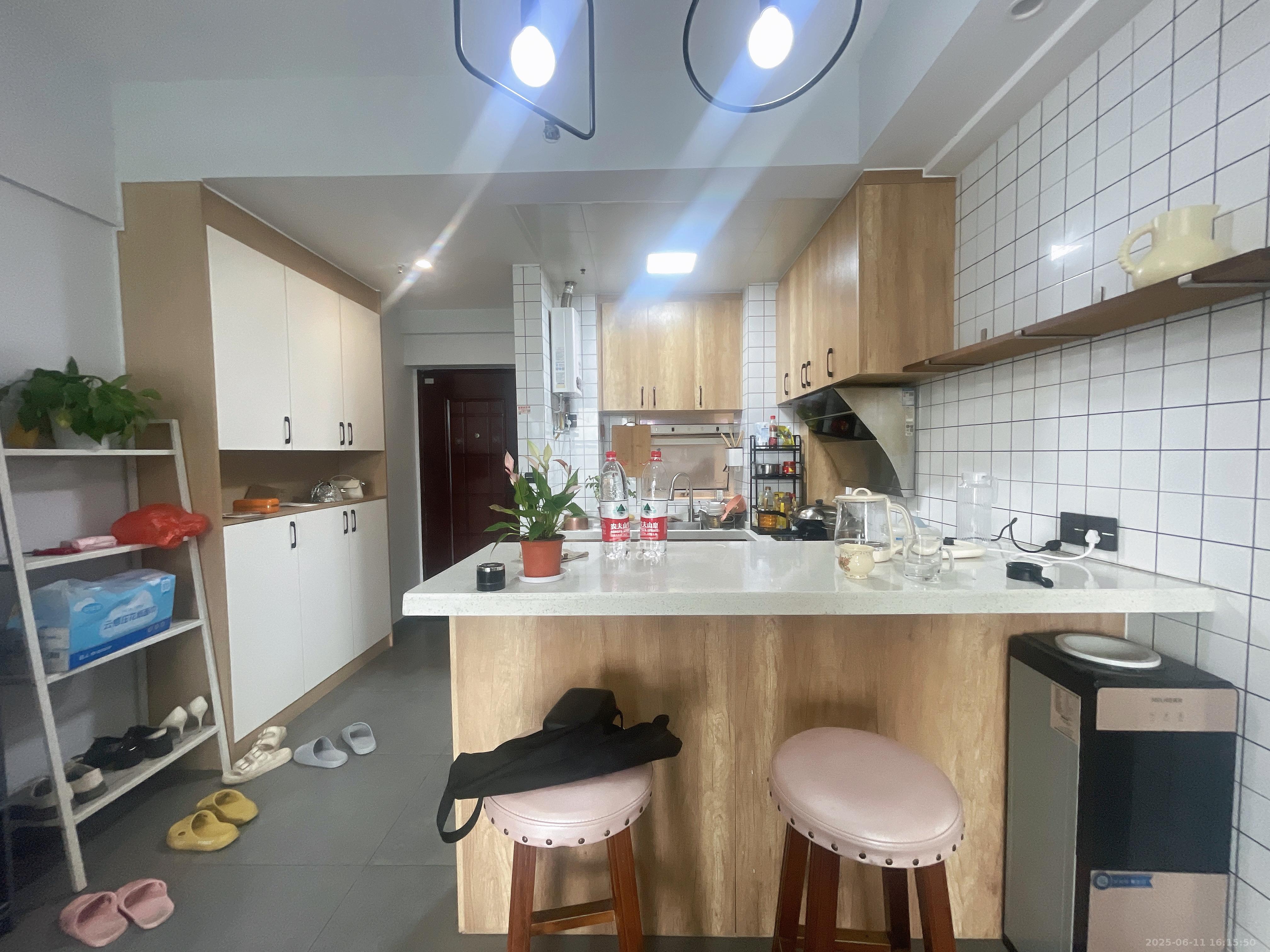 永林小时代  3室2厅1卫   2000.00元/月室内图