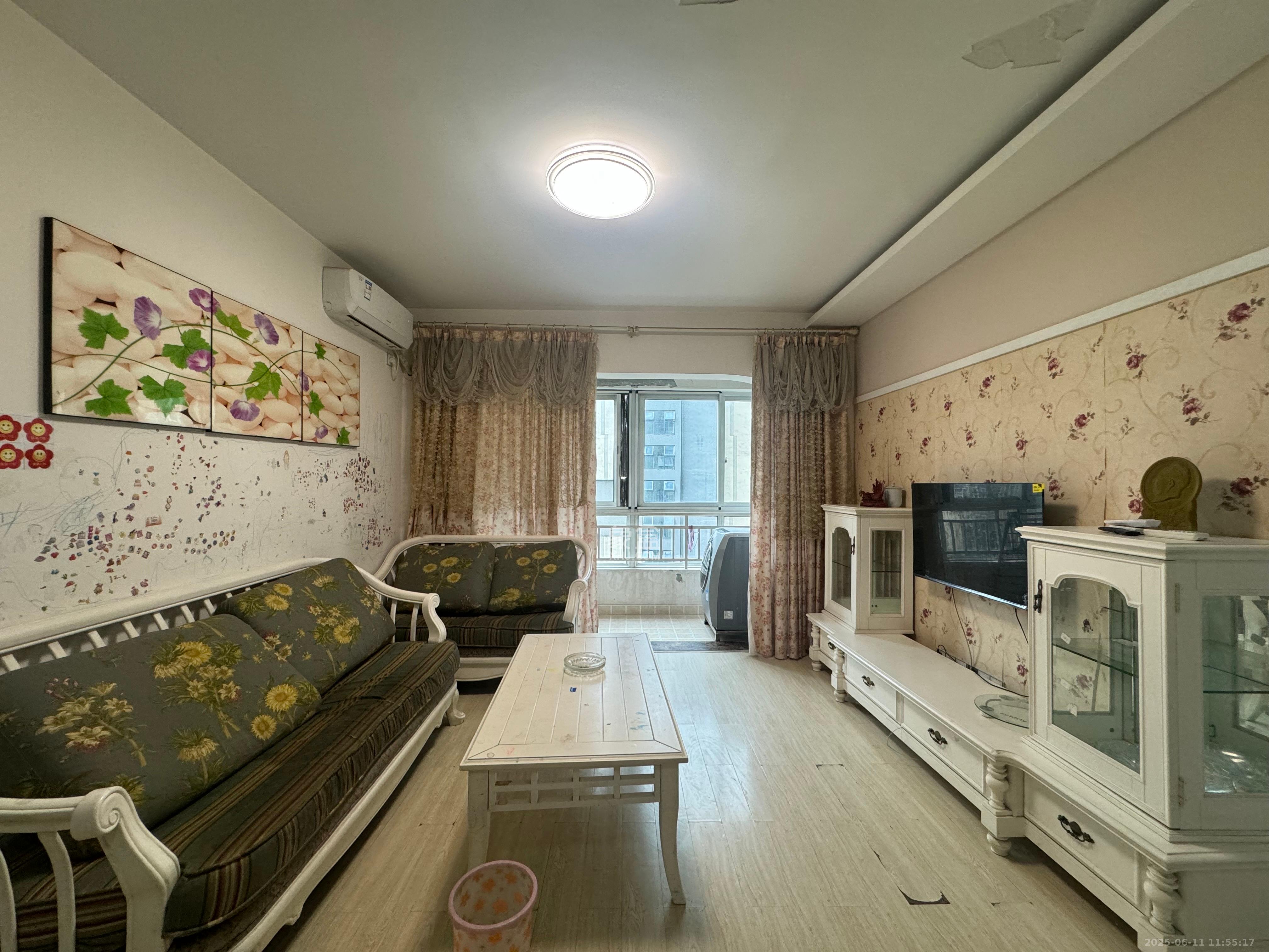 汇都公寓 3室1厅1卫 2200.0元/月 汇都公寓 3室1厅1卫 2200.0元/月室内图