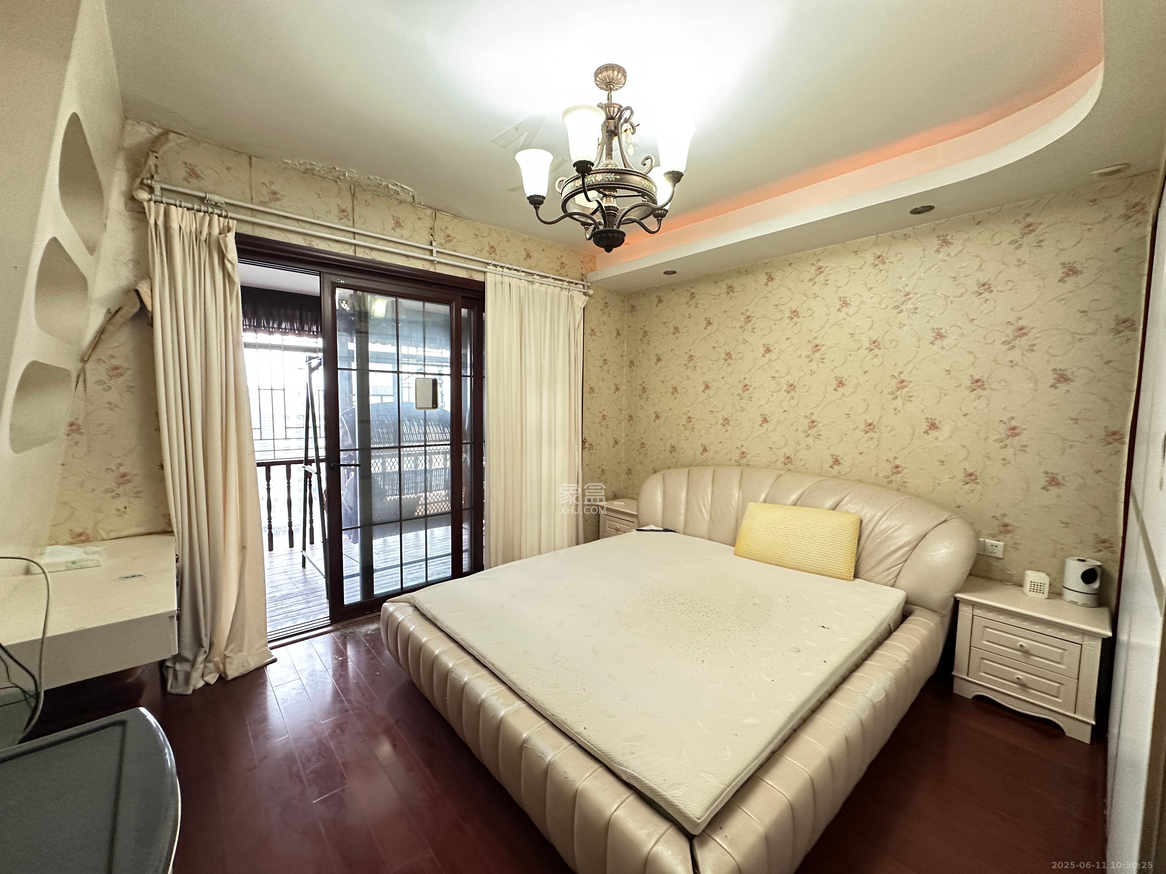 白沙湾嘉园 5室2厅2卫 6000.0元/月 白沙湾嘉园 5室2厅2卫 6000.0元/月室内图