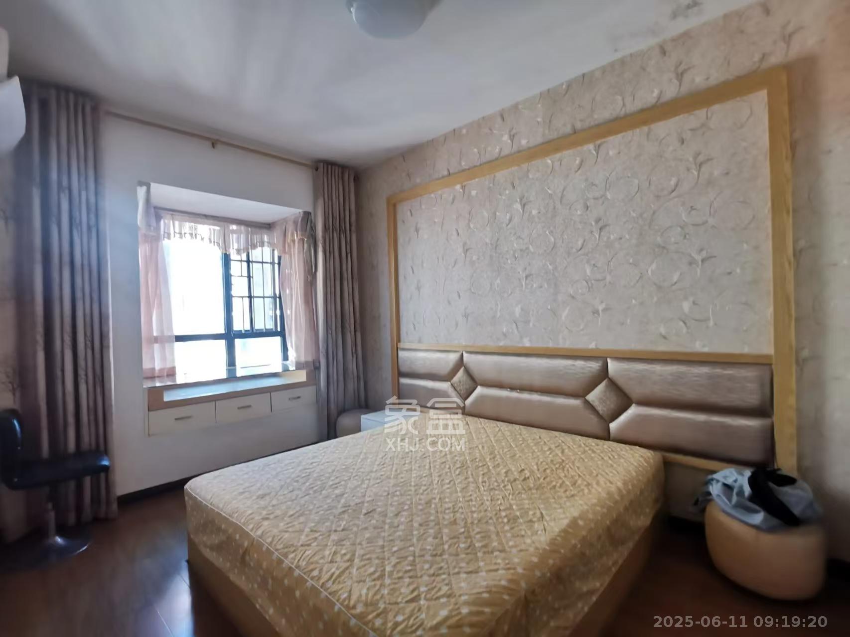 鑫远湘府华城 3室2厅2卫 3300.0元/月 鑫远湘府华城 3室2厅2卫 3300.0元/月室内图