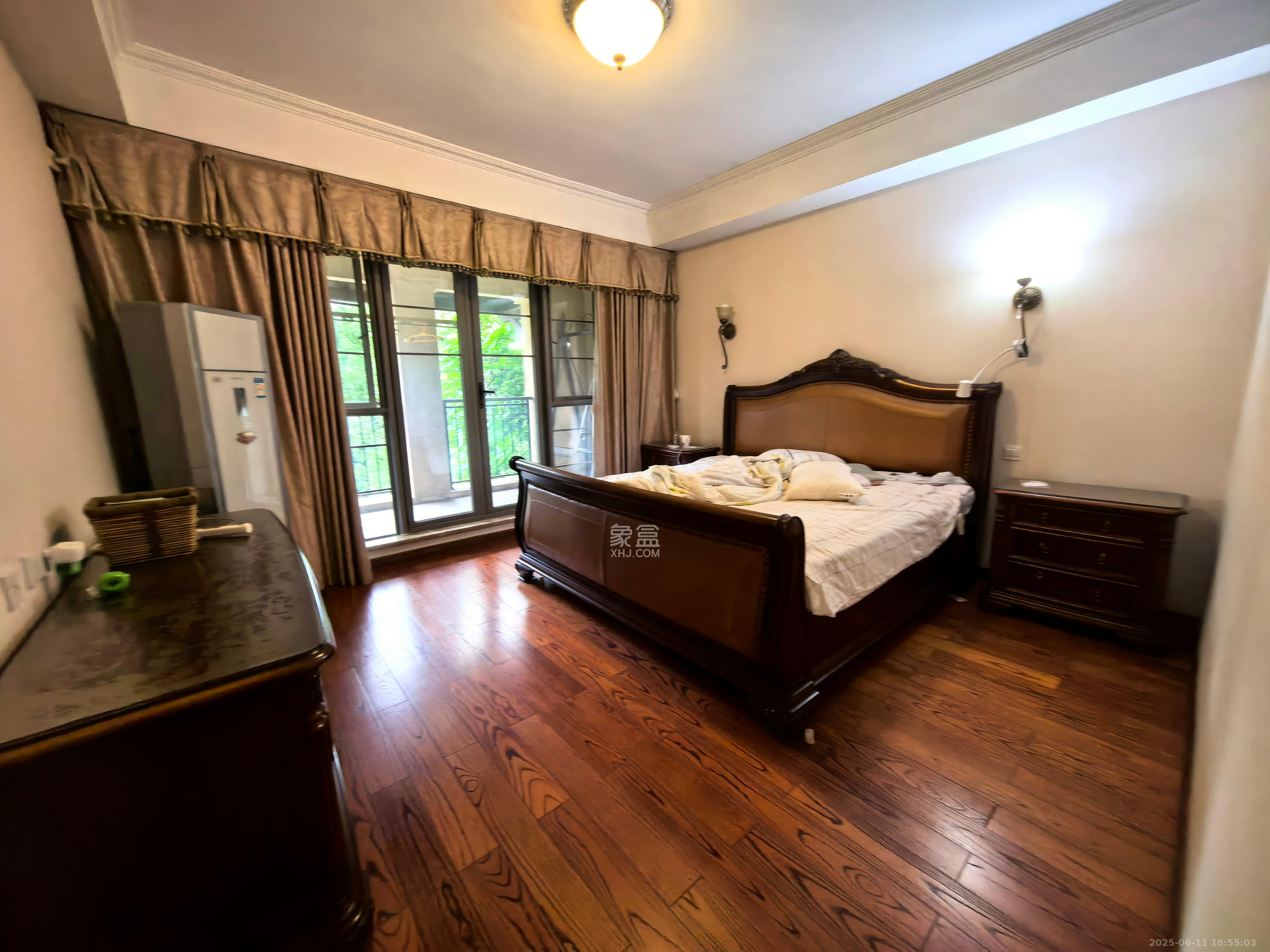 托斯卡纳洋房高层 4室1厅2卫 5500.0元/月 托斯卡纳洋房高层 4室1厅2卫 5500.0元/月室内图