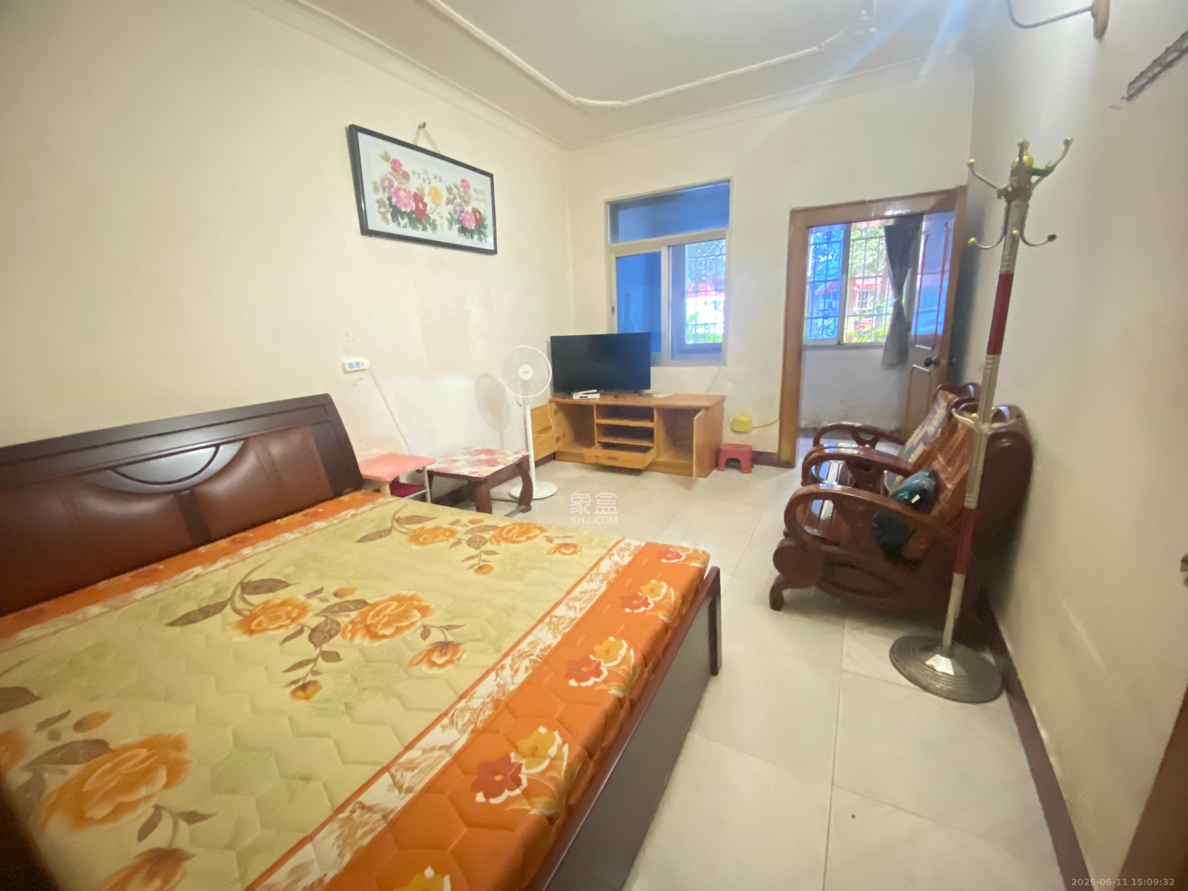 马家冲社区(马家冲小区) 2室1厅1卫 1600.0元/月 马家冲社区(马家冲小区) 2室1厅1卫 1600.0元/月室内图