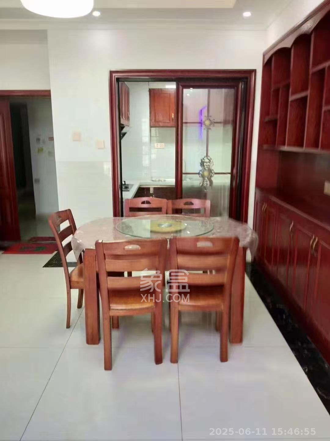 嘉顺苑 2室2厅1卫 2100.0元/月 嘉顺苑 2室2厅1卫 2100.0元/月室内图