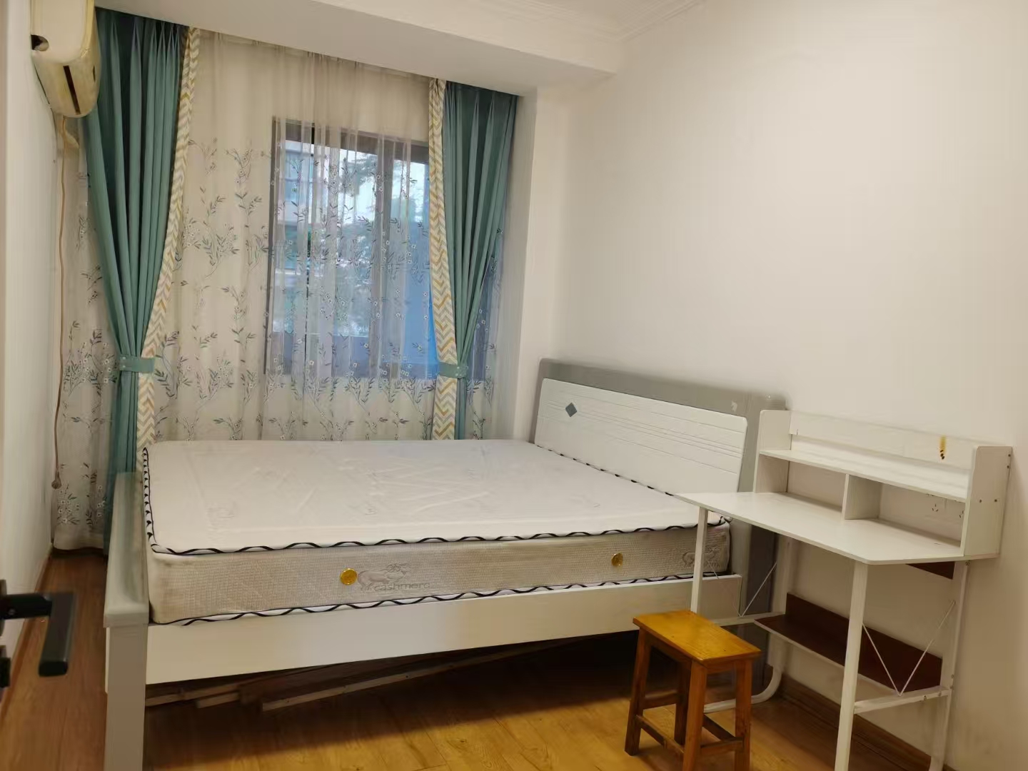 锦绣边城 2室2厅1卫 1500.0元/月 锦绣边城 2室2厅1卫 1500.0元/月室内图