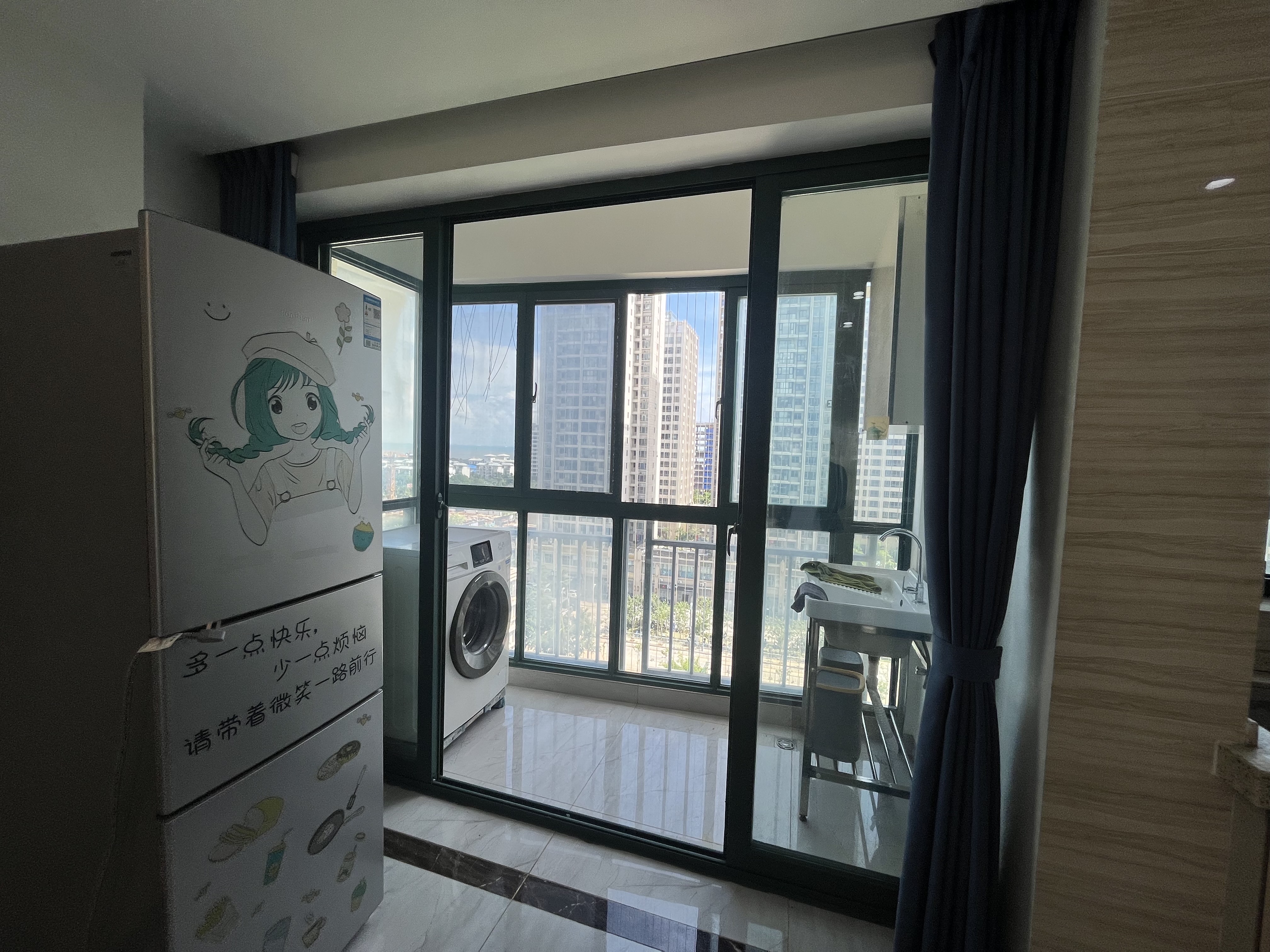 晨晖帝景  2室2厅1卫   2100.00元/月户型图