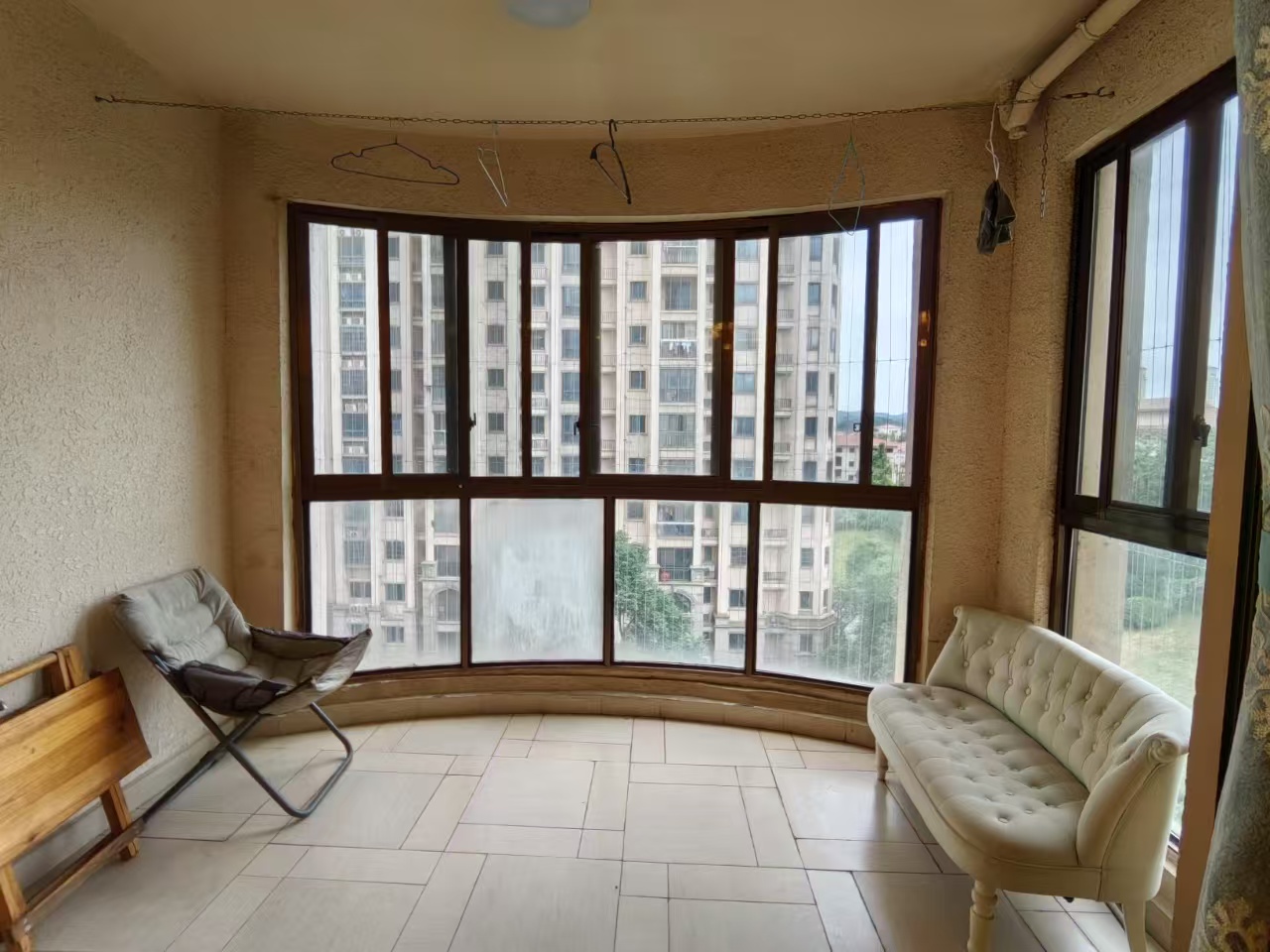 碧桂园 3室2厅1卫 1700.0元/月 碧桂园 3室2厅1卫 1700.0元/月室内图