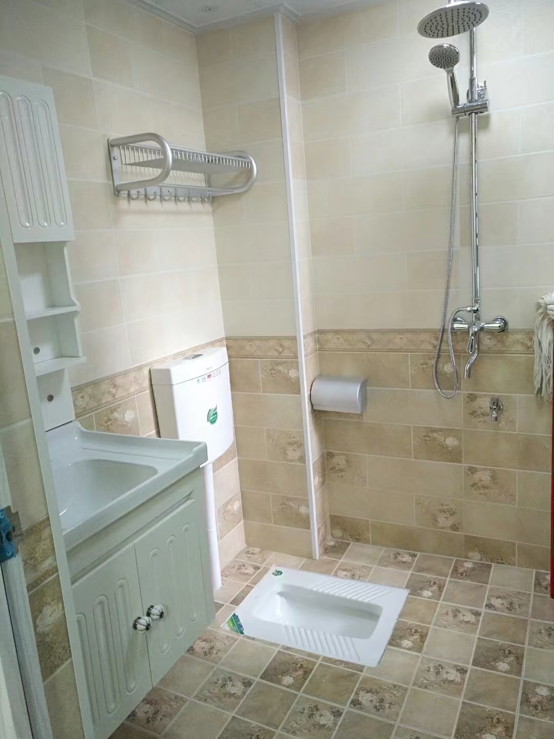 百弘学府城 1室1厅1卫 1000.0元/月 百弘学府城 1室1厅1卫 1000.0元/月室内图