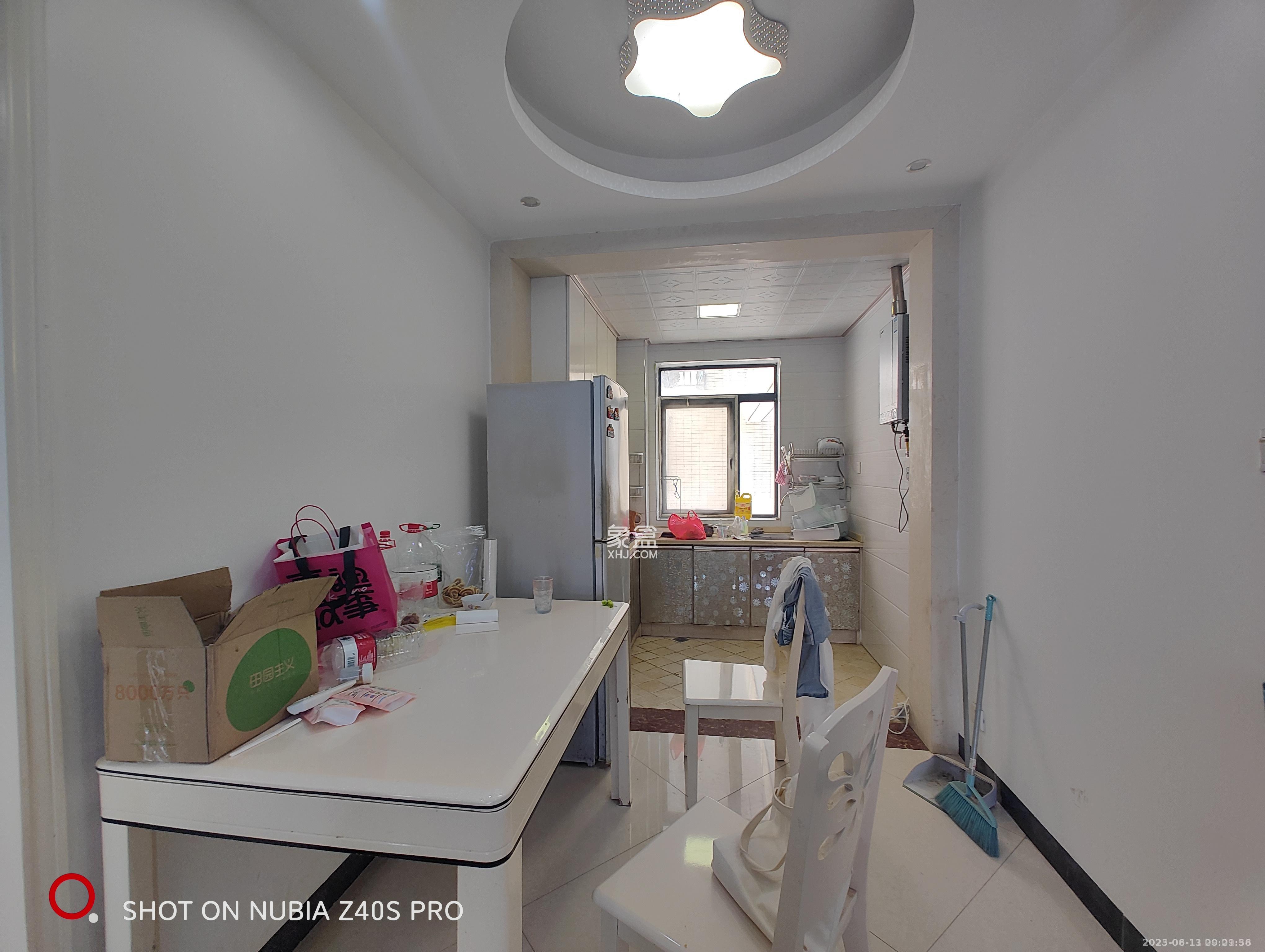 湘水熙园 4室2厅2卫 2600.0元/月 湘水熙园 4室2厅2卫 2600.0元/月室内图