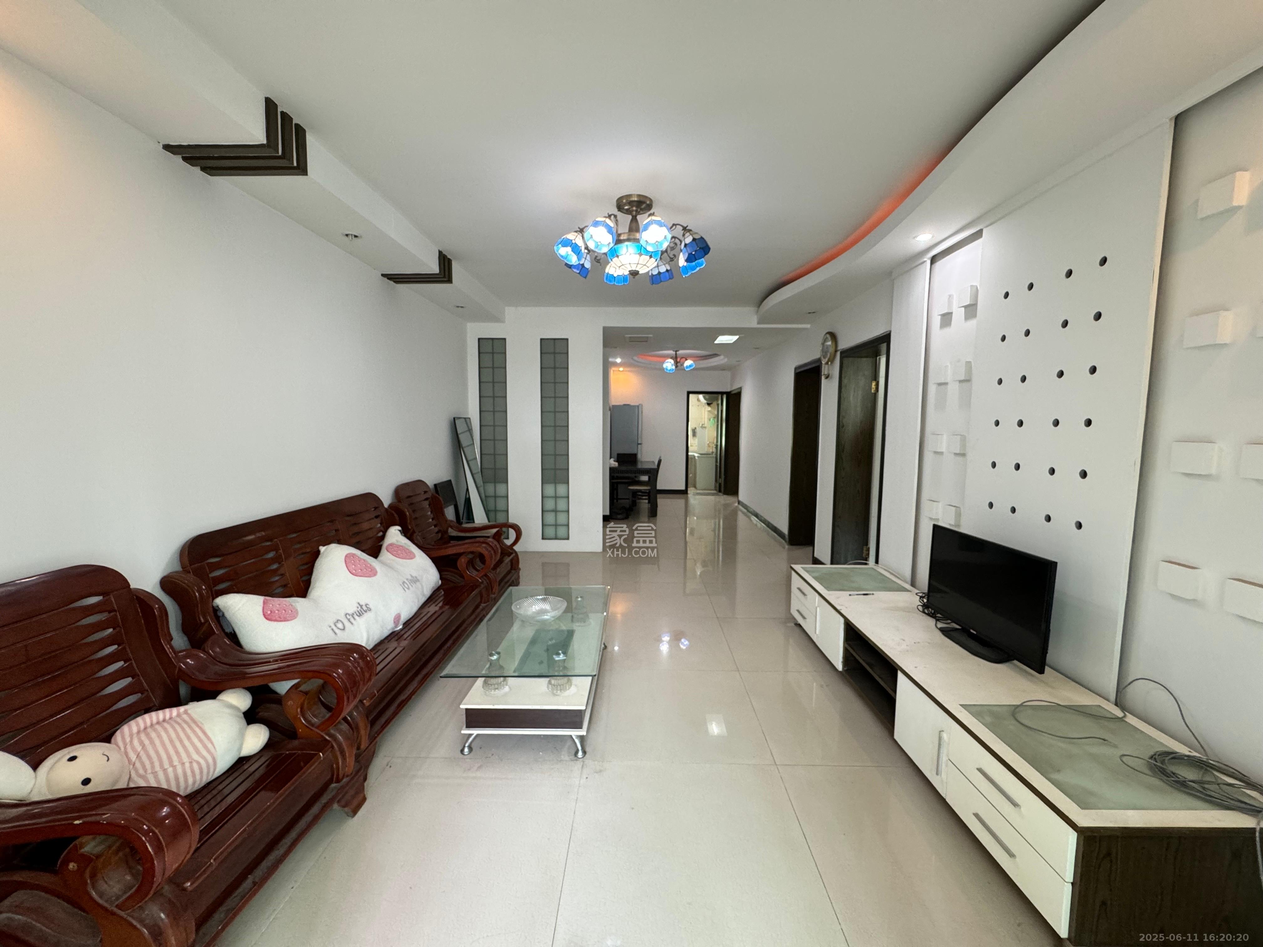 湘江世纪城悦江苑 2室2厅1卫 2200.0元/月 湘江世纪城悦江苑 2室2厅1卫 2200.0元/月室内图