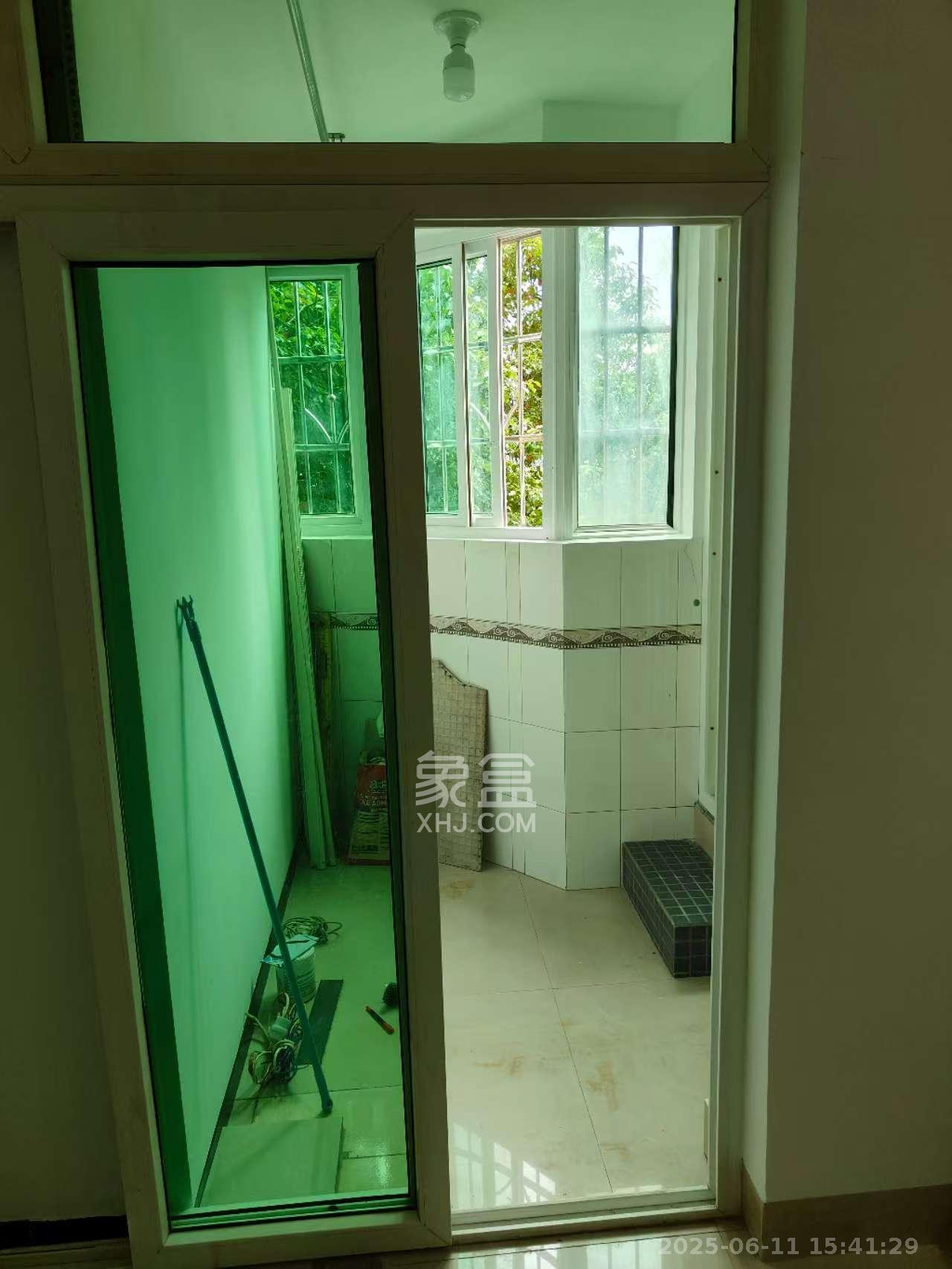 马王堆商贸城  1室0厅1卫   1000.00元/月室内图