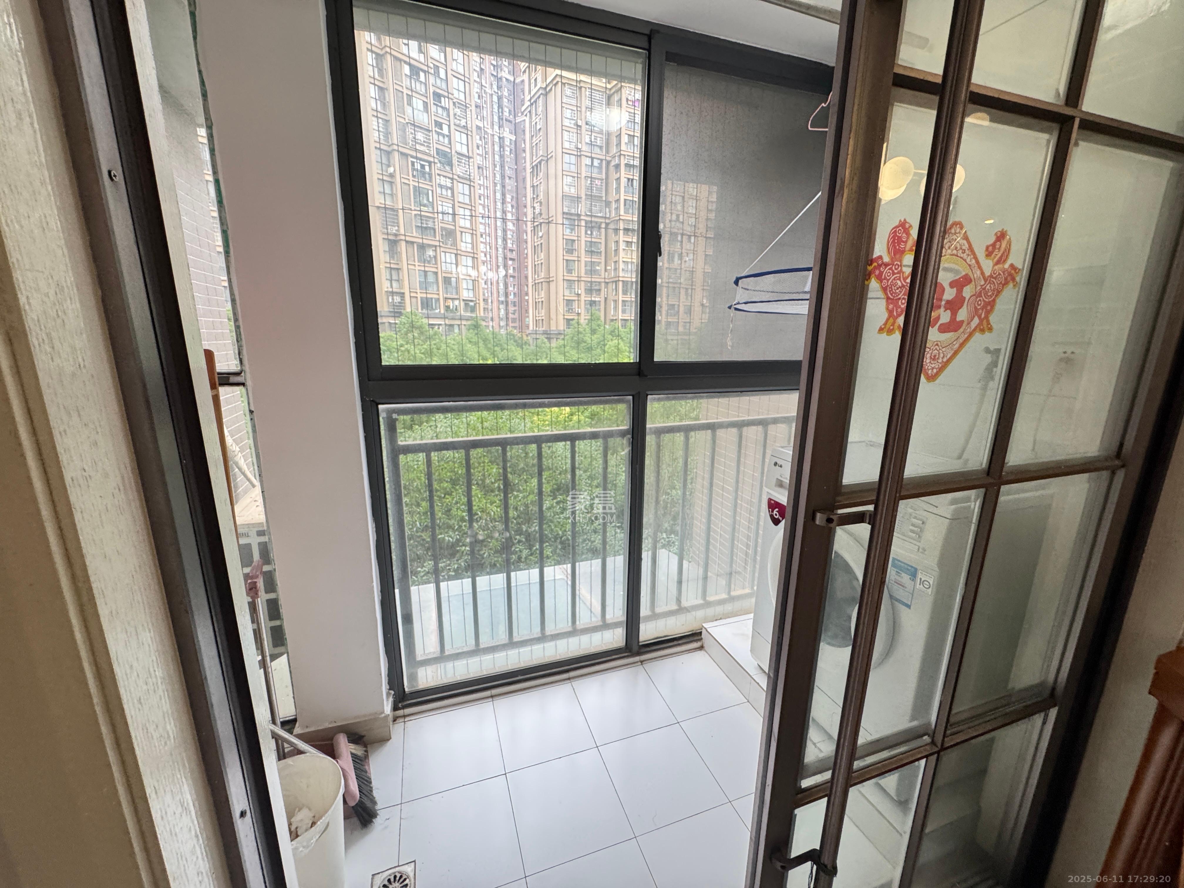 优山美地 3室2厅2卫 2700.0元/月 优山美地 3室2厅2卫 2700.0元/月室内图