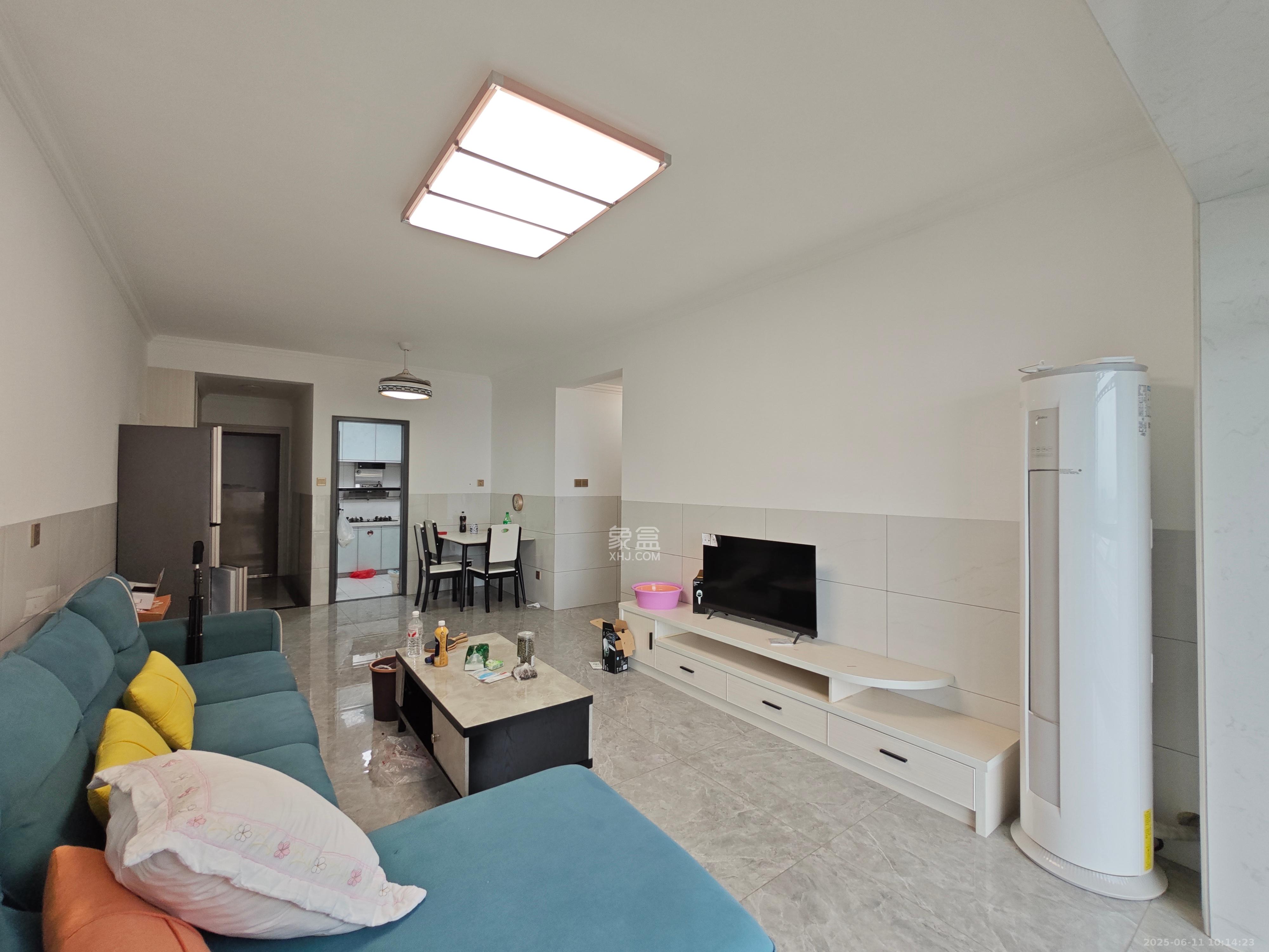 真人桥家园一期 2室2厅1卫 1800.0元/月 真人桥家园一期 2室2厅1卫 1800.0元/月室内图